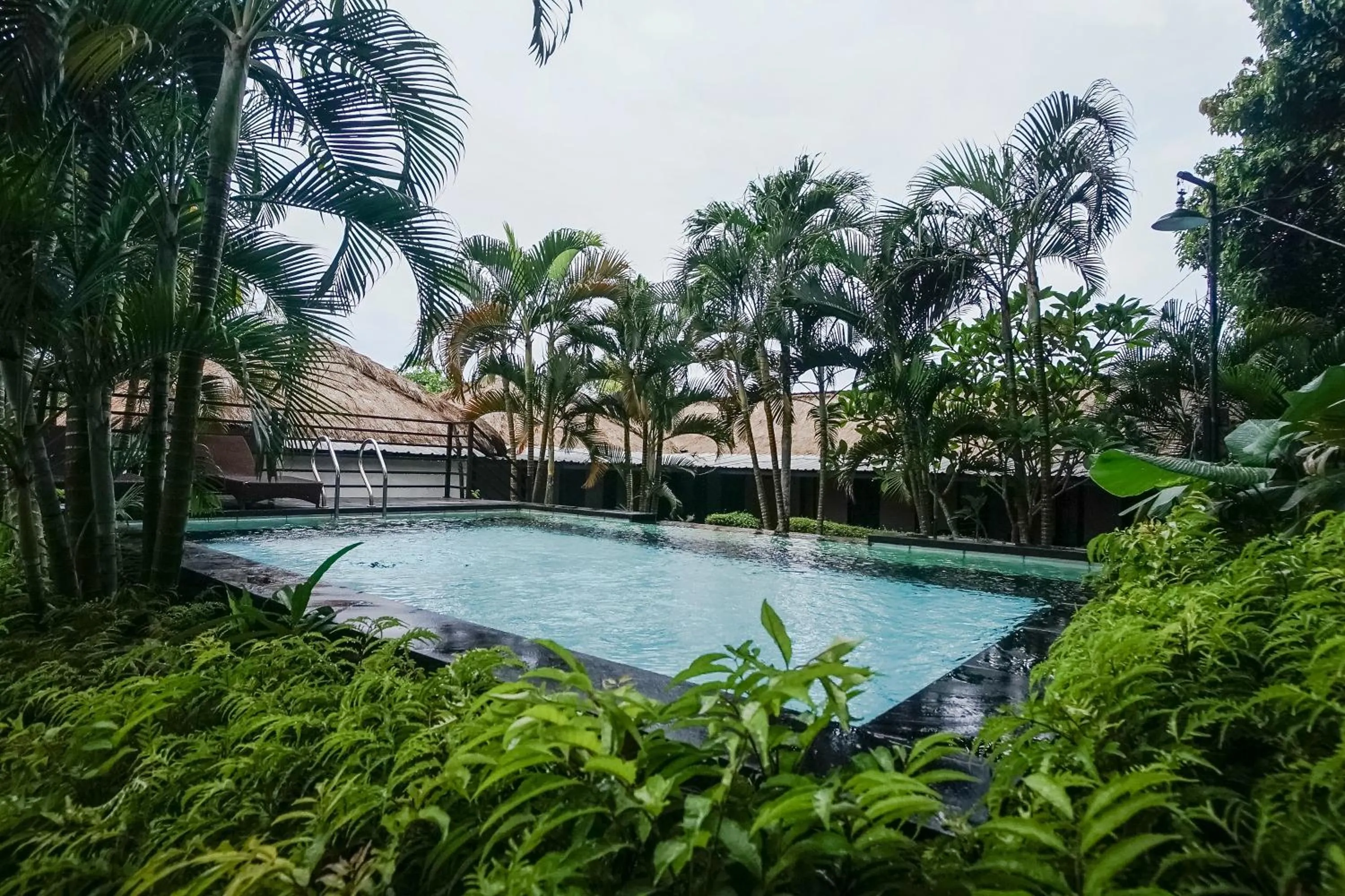 Swimming pool in Kampung 168