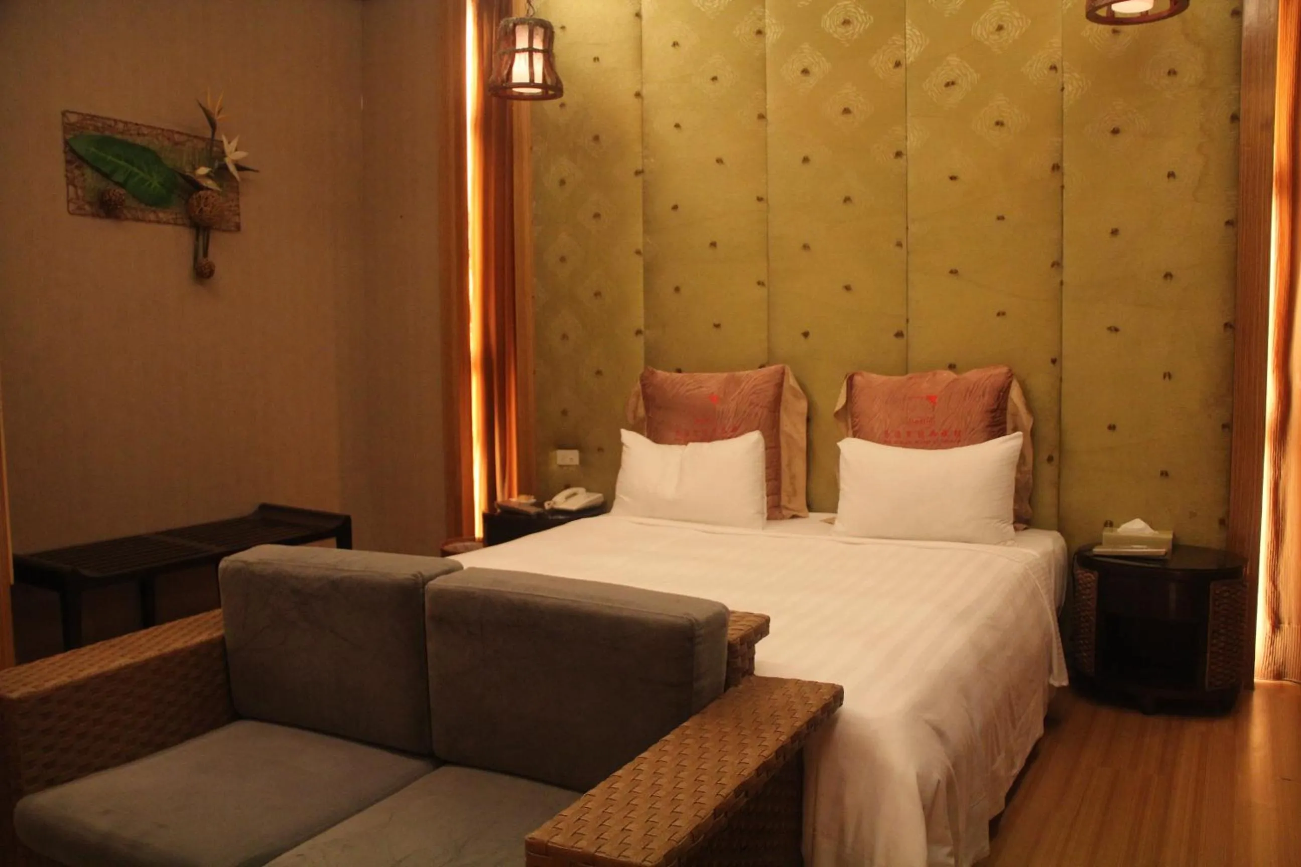 Bed in Madrid Classic Hotel