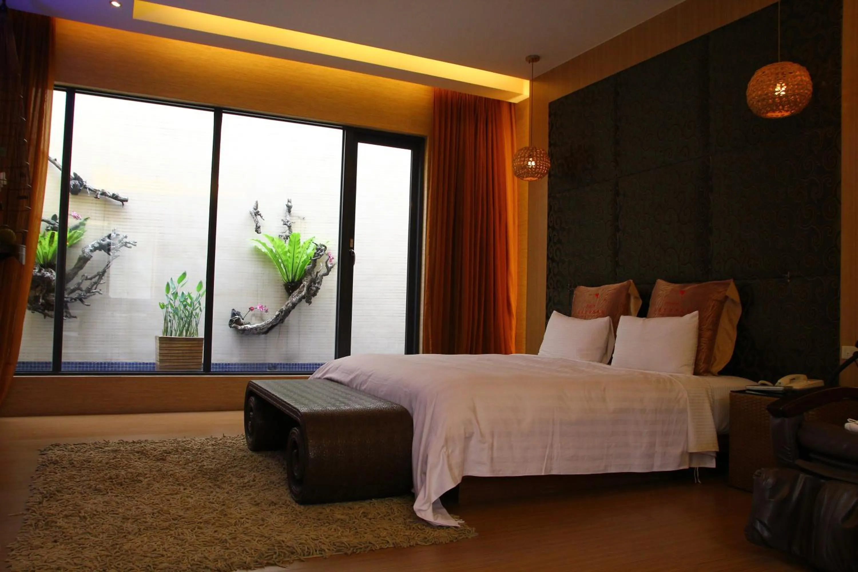 Bed in Madrid Classic Hotel