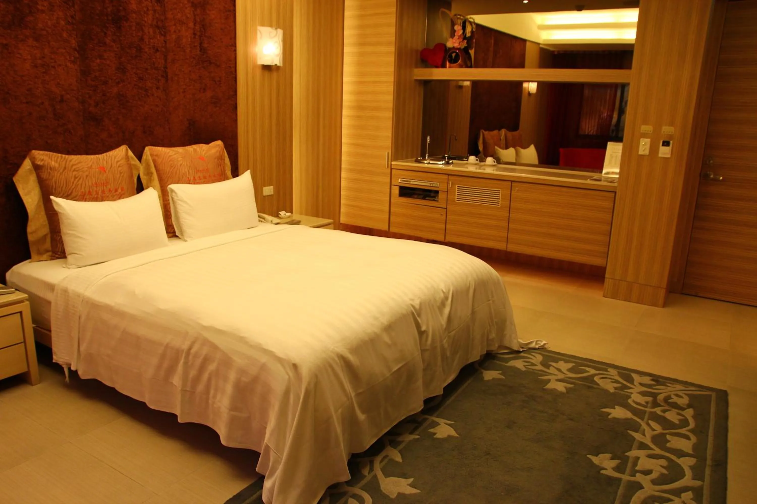 Bed in Madrid Classic Hotel