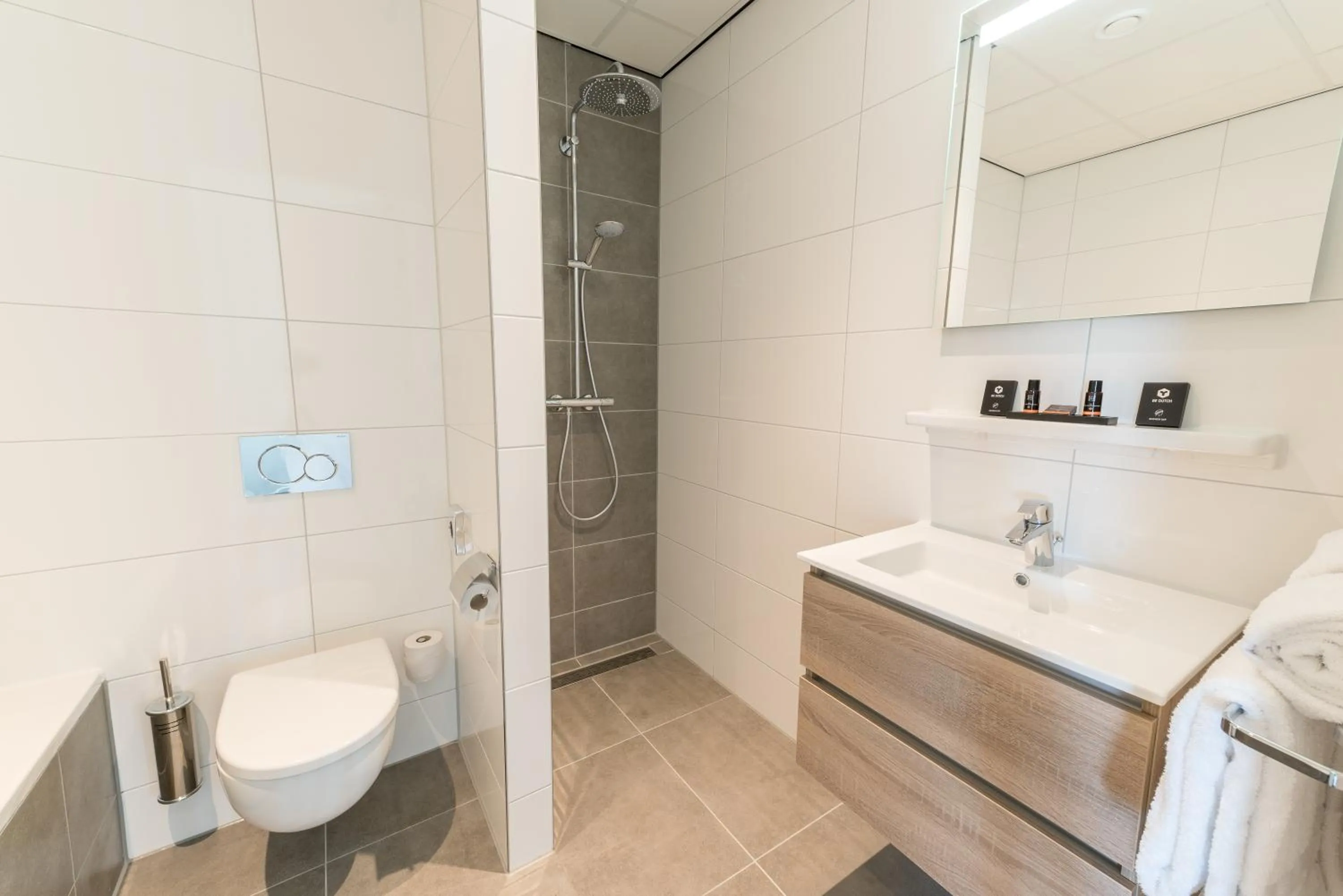 Shower in Van der Valk Texel - De Koog