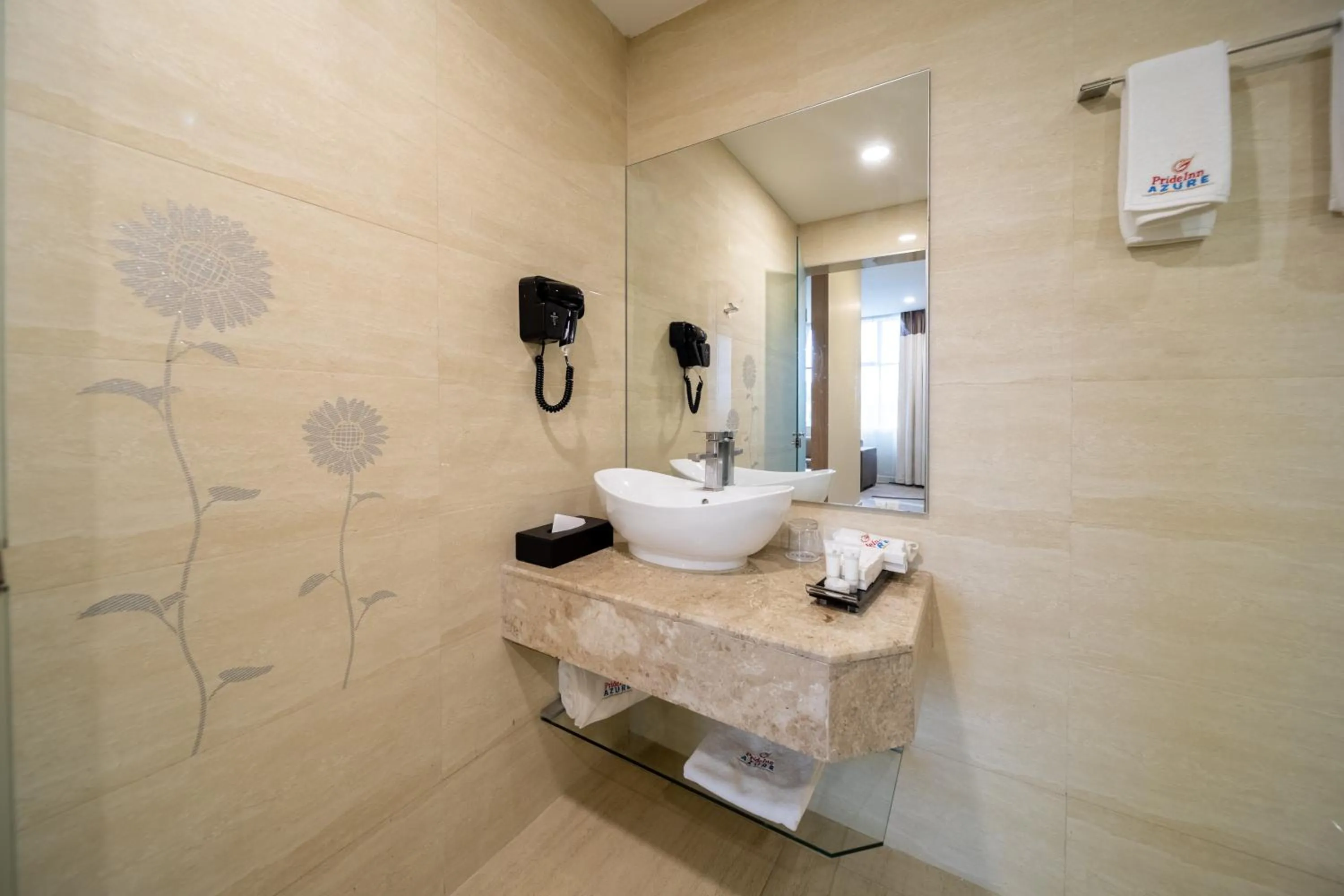 Shower in PrideInn Azure Hotel Nairobi Westlands