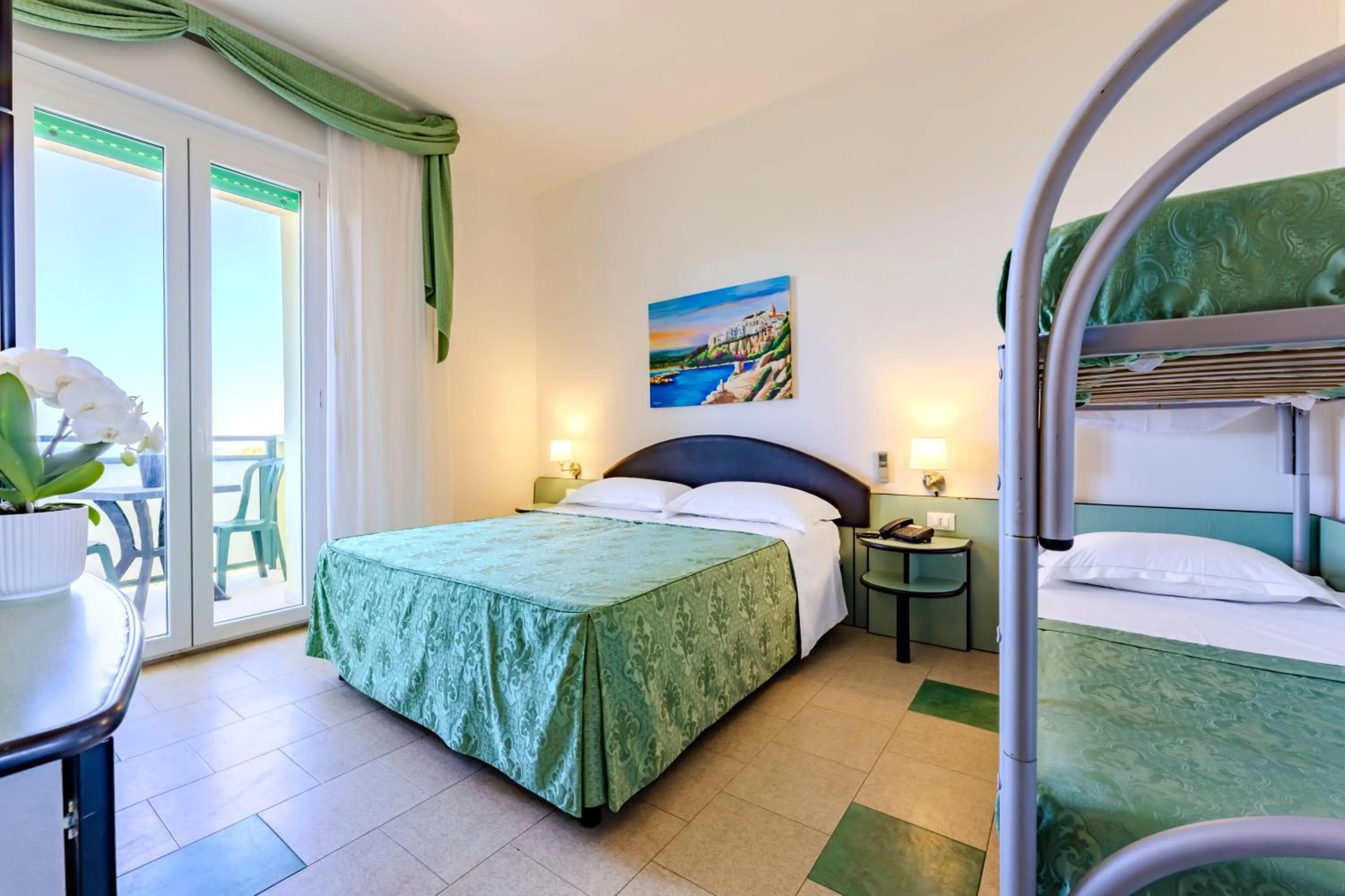 Photo of the whole room, Bed in Paglianza Hotel