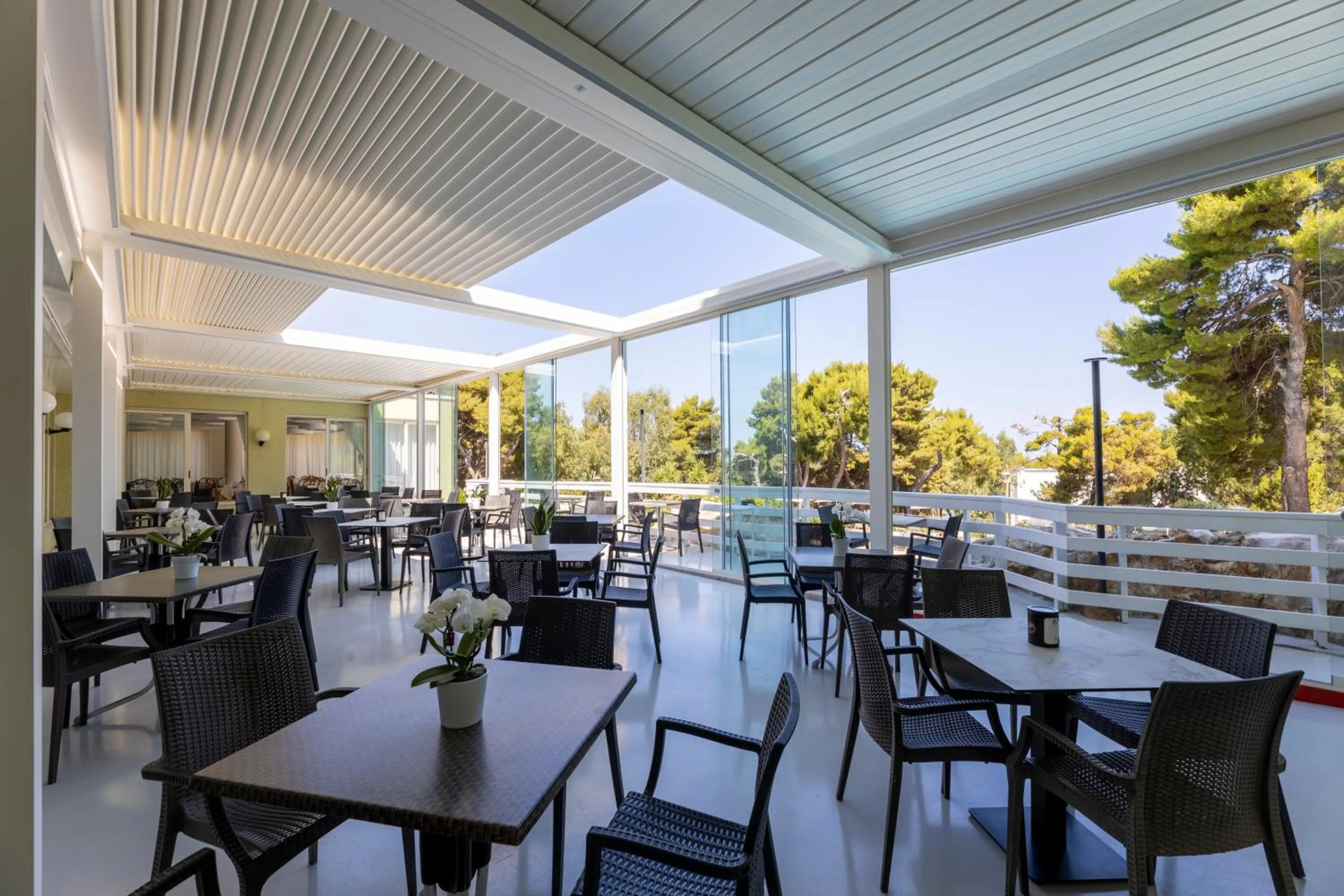 Restaurant/places to eat in Paglianza Hotel