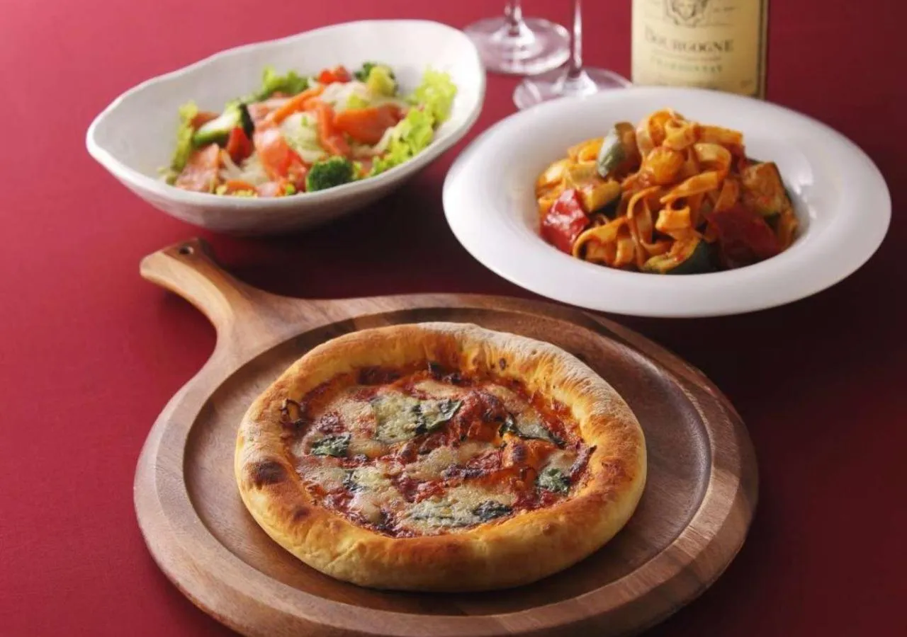 room service in Business Inn Norte