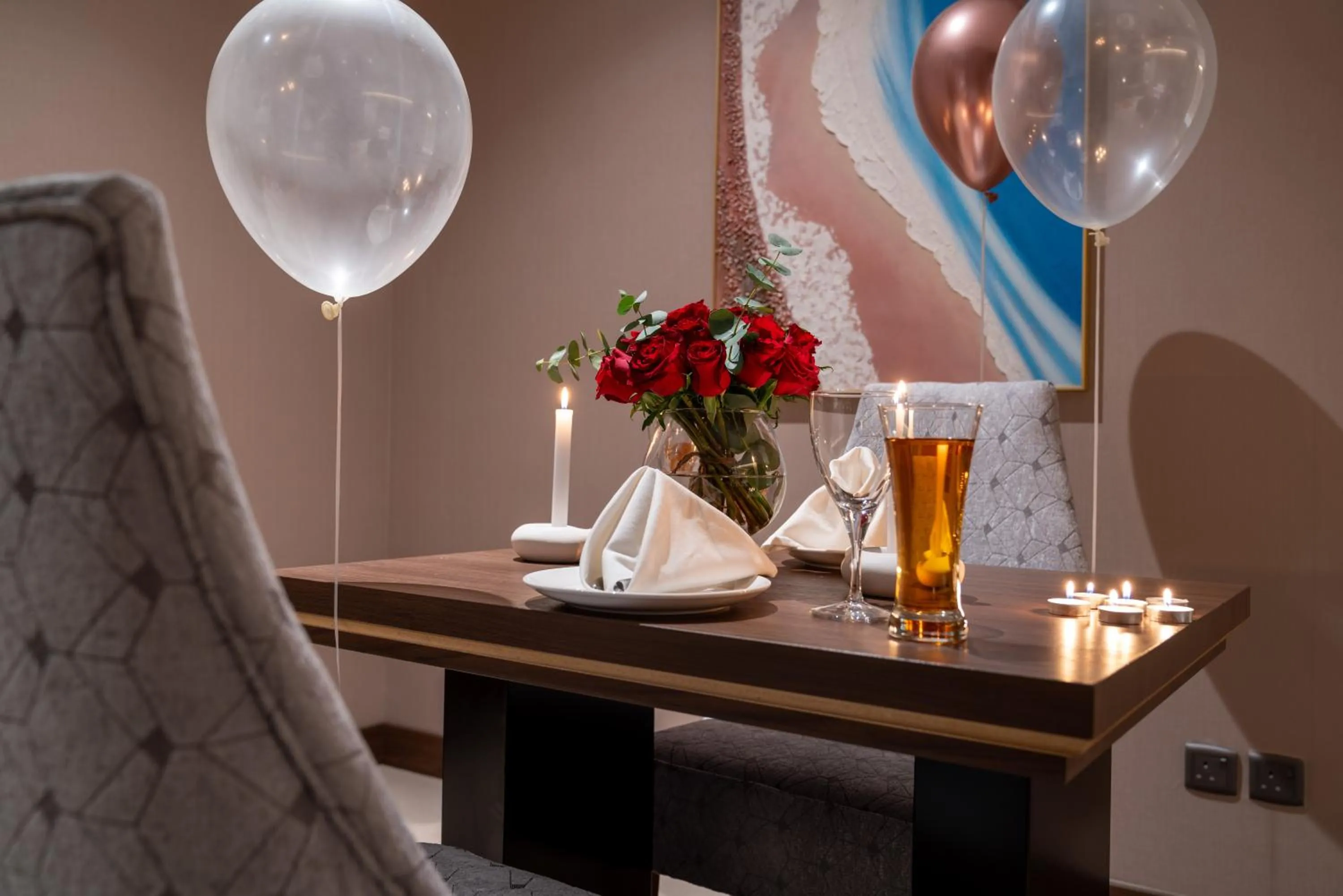 Food and drinks in Lilac Park Hotel