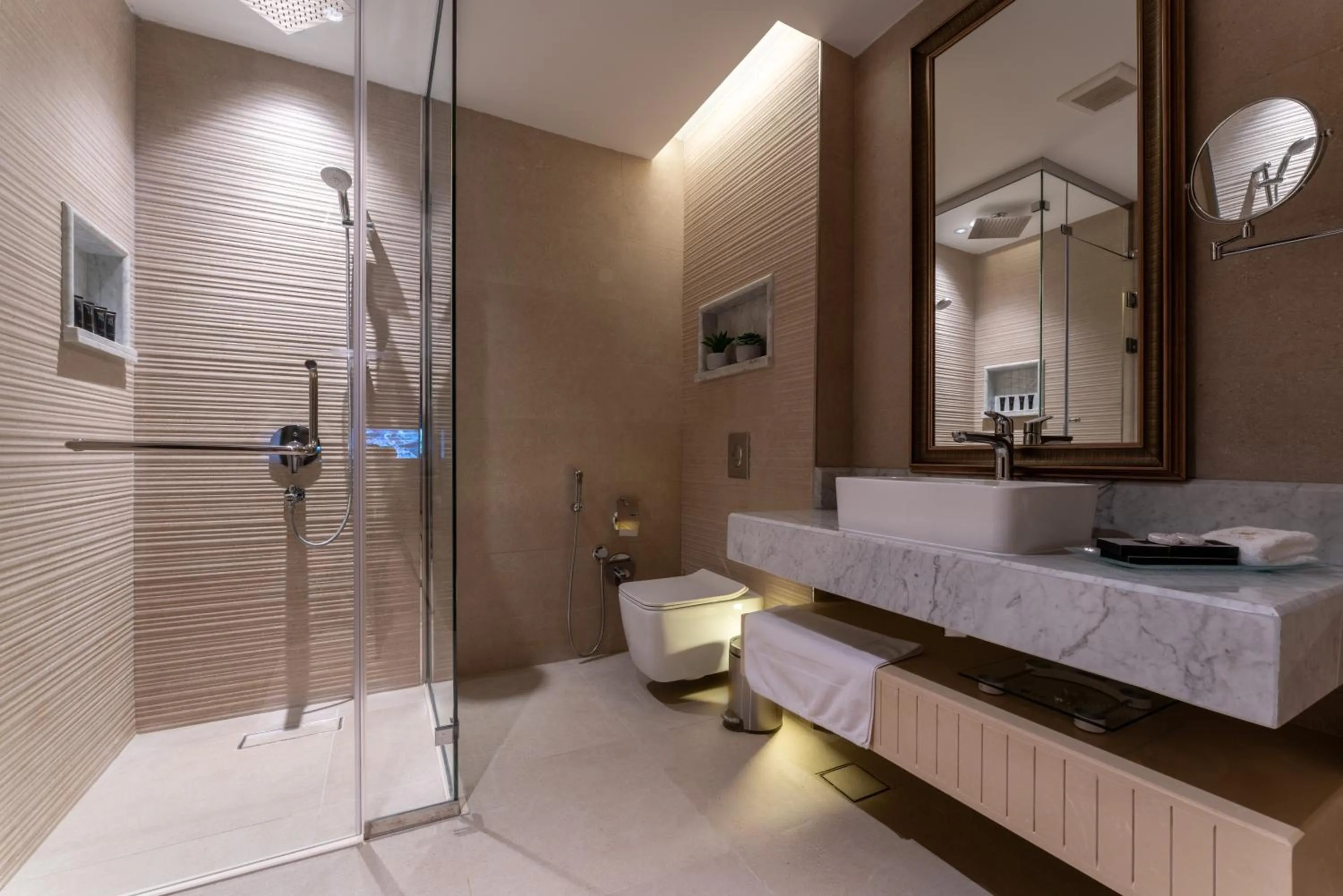 Bathroom in Lilac Park Hotel