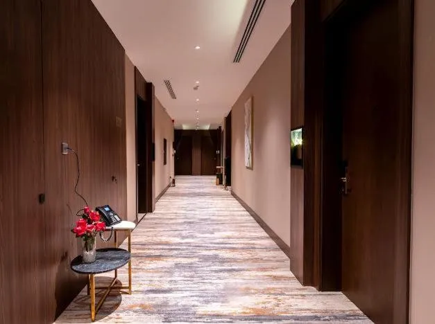 Patio in Lilac Park Hotel