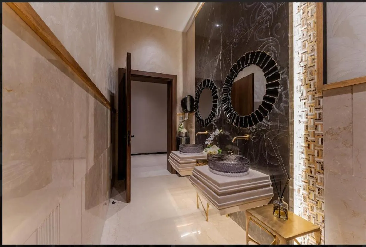 Public Bath in Lilac Park Hotel