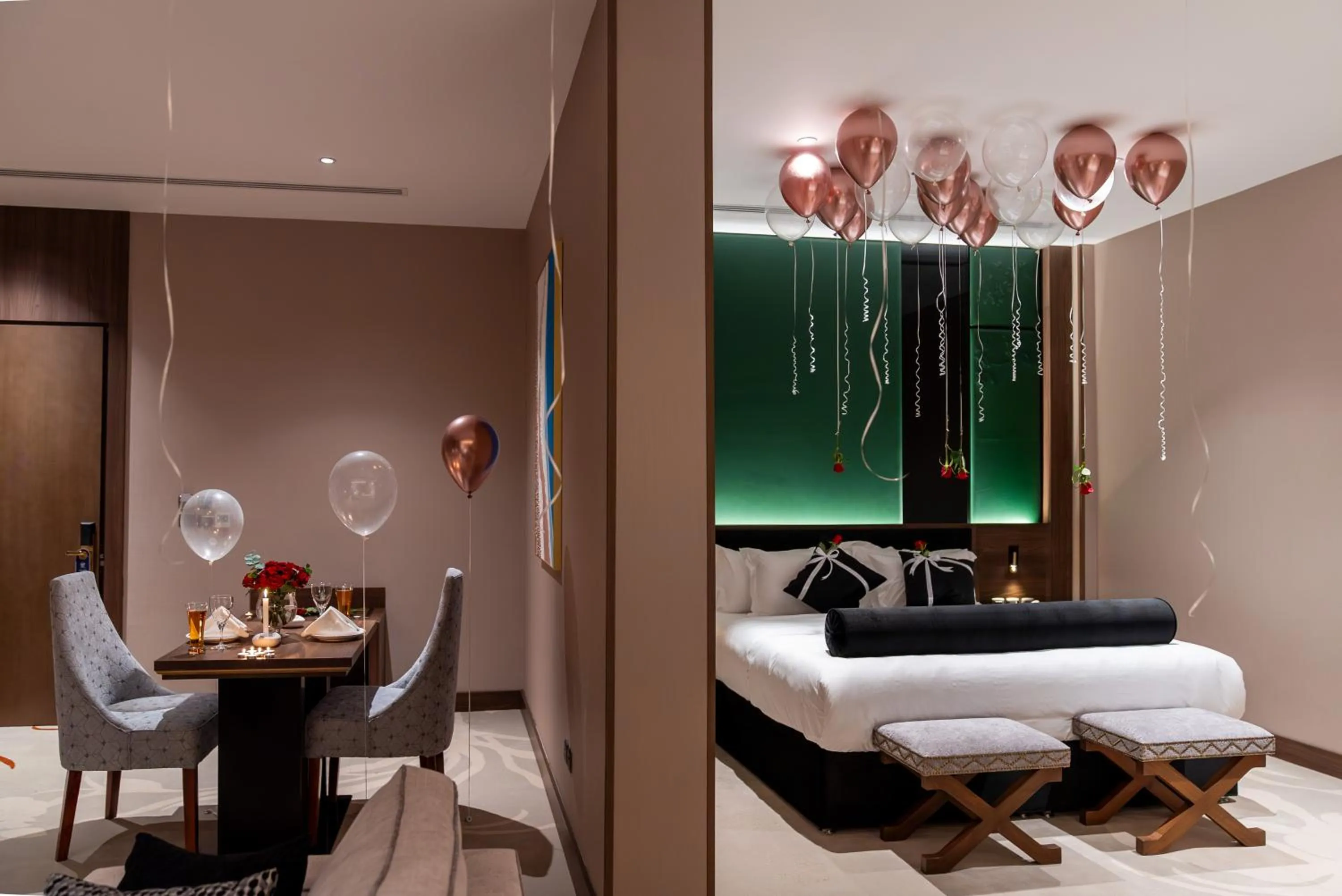 Dining area in Lilac Park Hotel