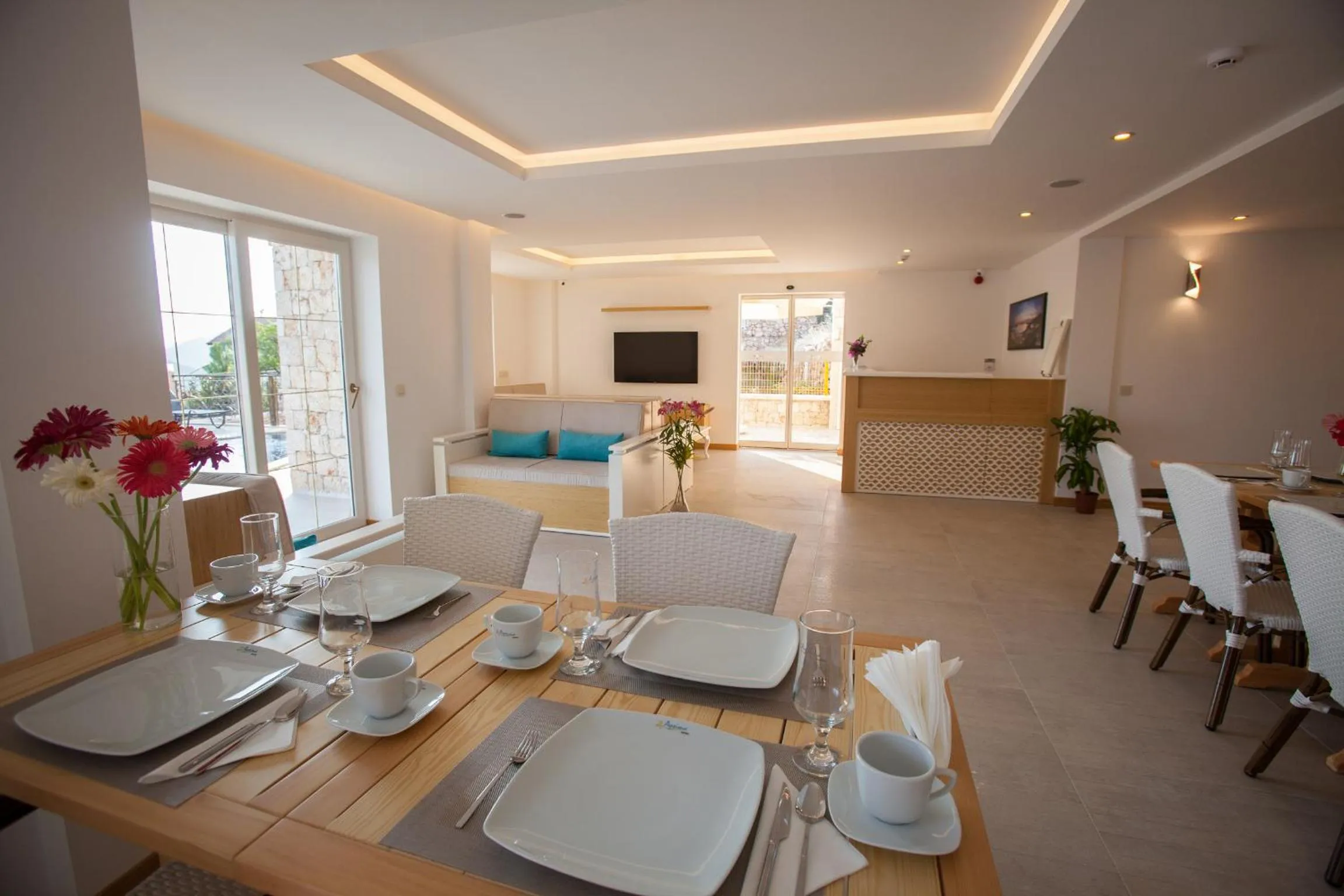 TV and multimedia in Hotel Aysima