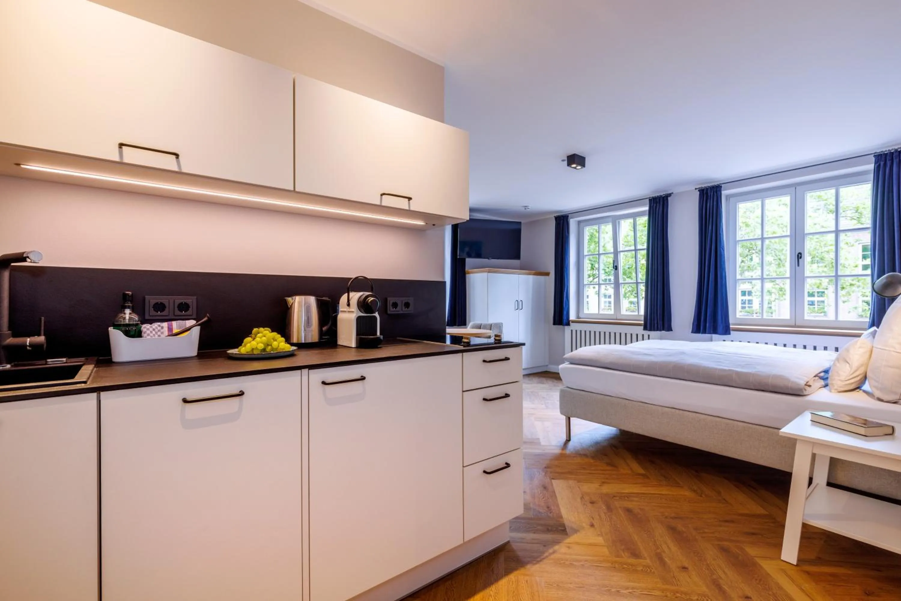 Photo of the whole room in Logierhaus RheintorEins