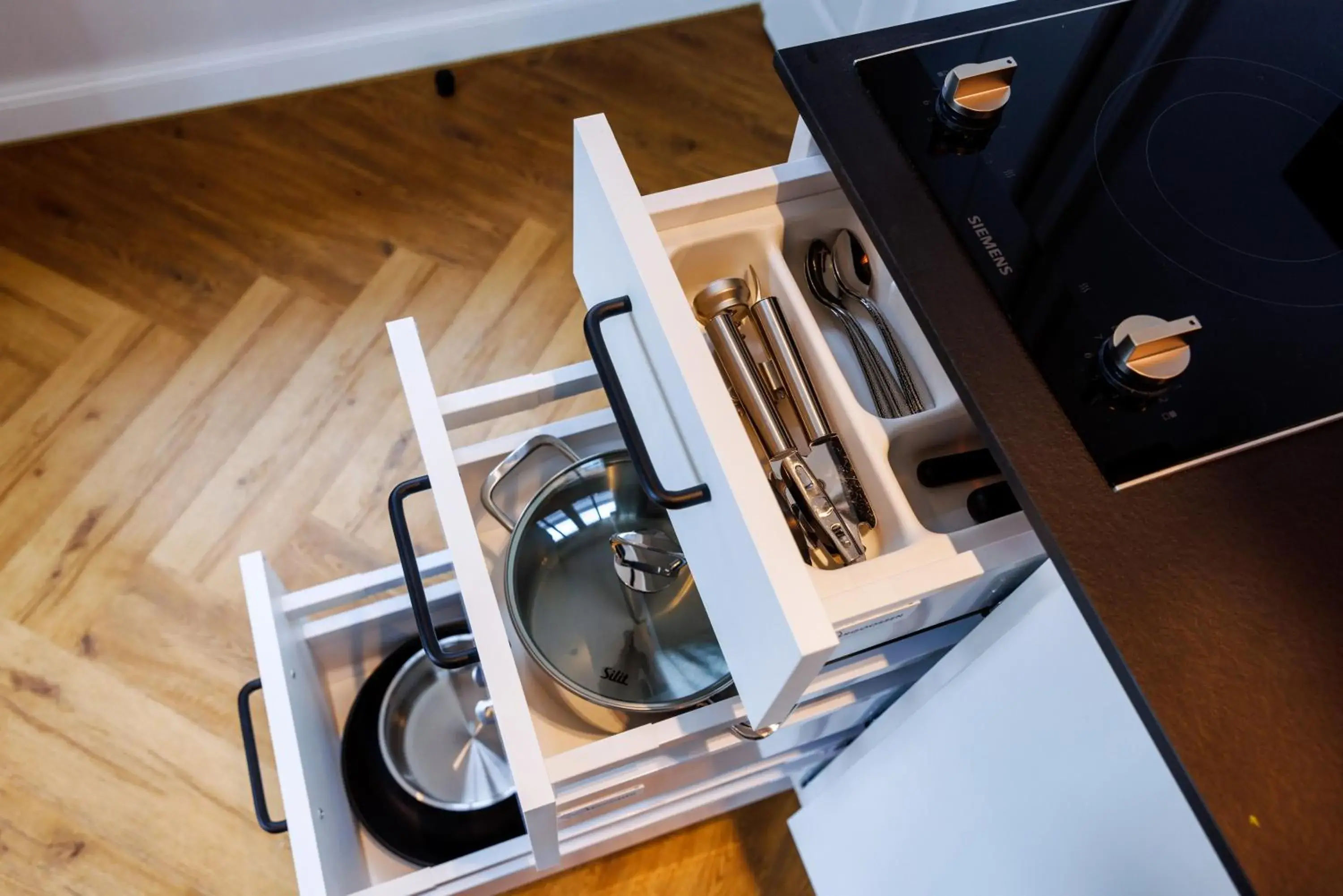 Apartment with View in Logierhaus RheintorEins Apartment with View in Logierhaus RheintorEins