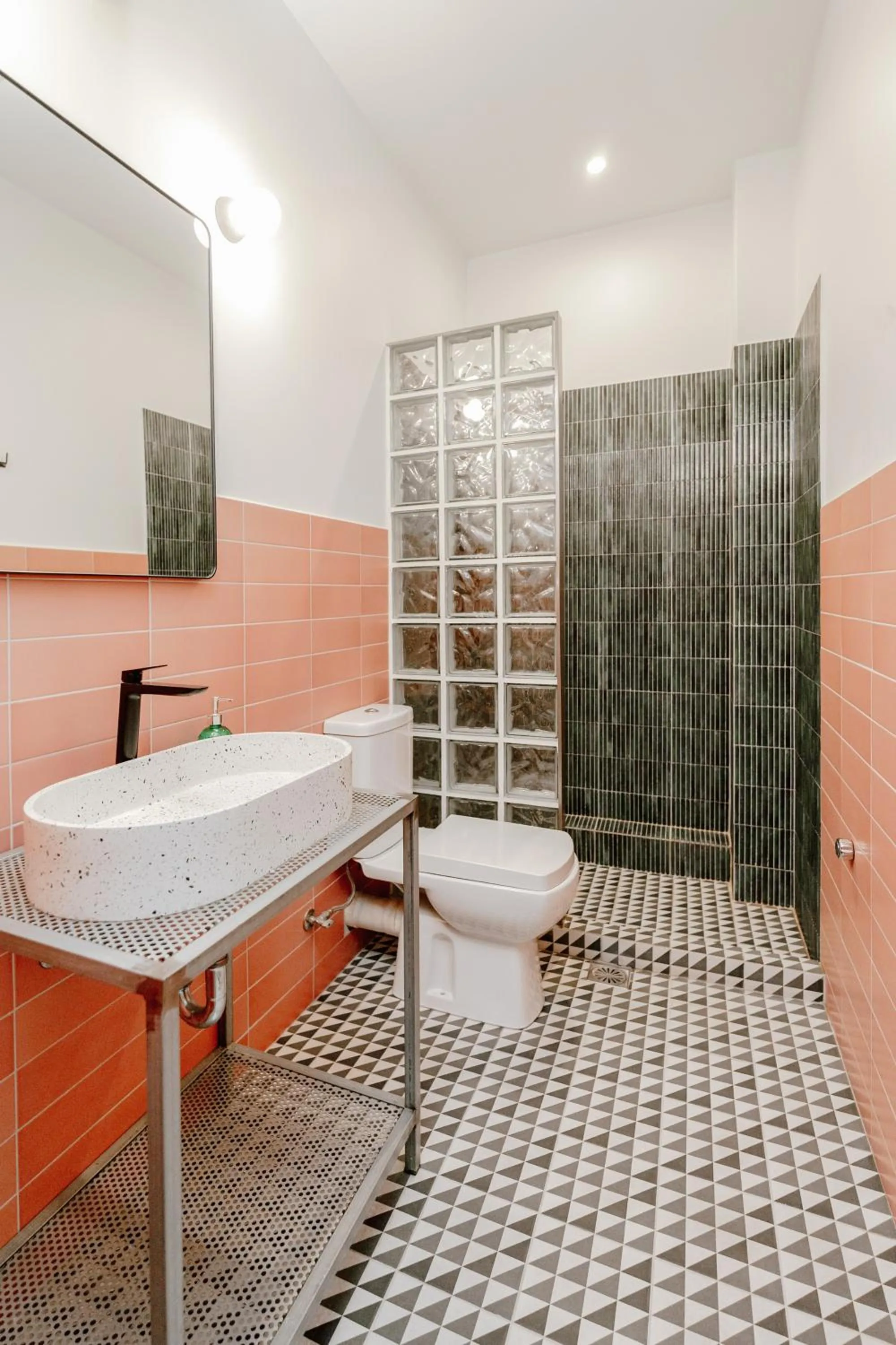 Bathroom in Next door Athens