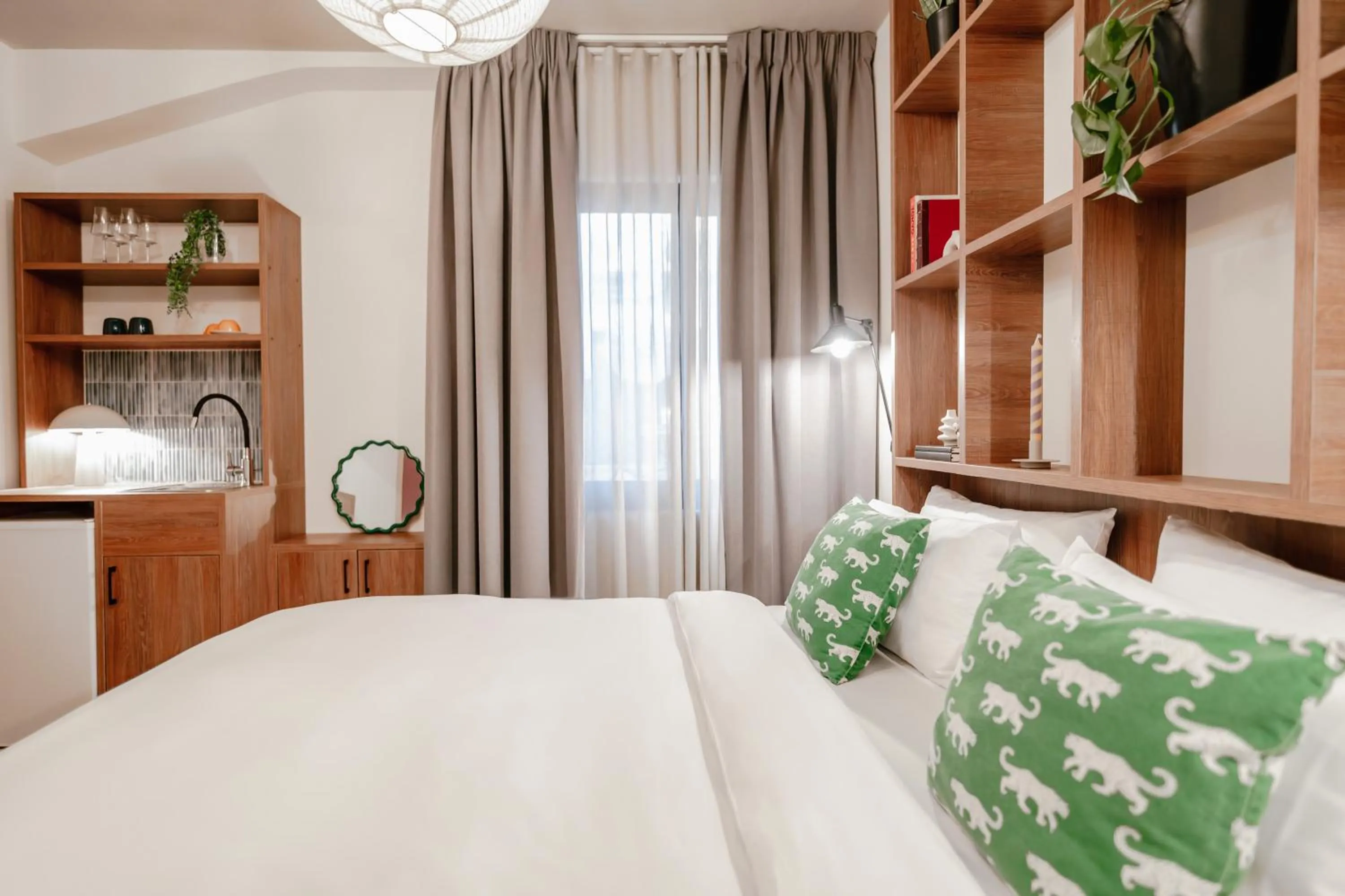 Bed in Next door Athens