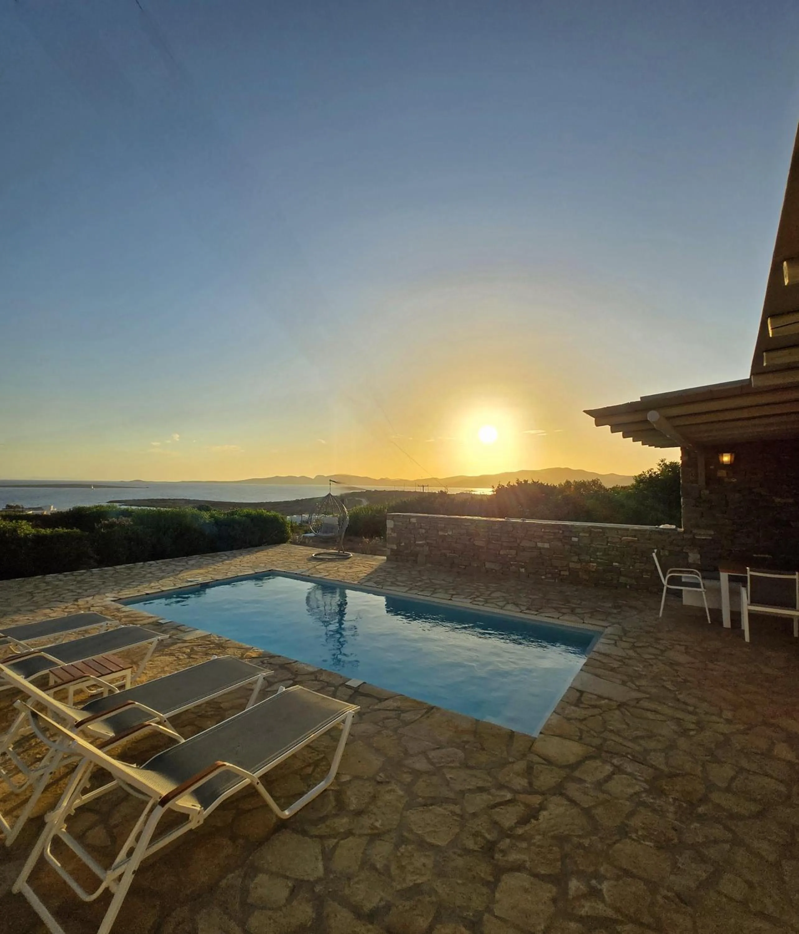 Swimming pool in Paros Afrodite Luxury Villas