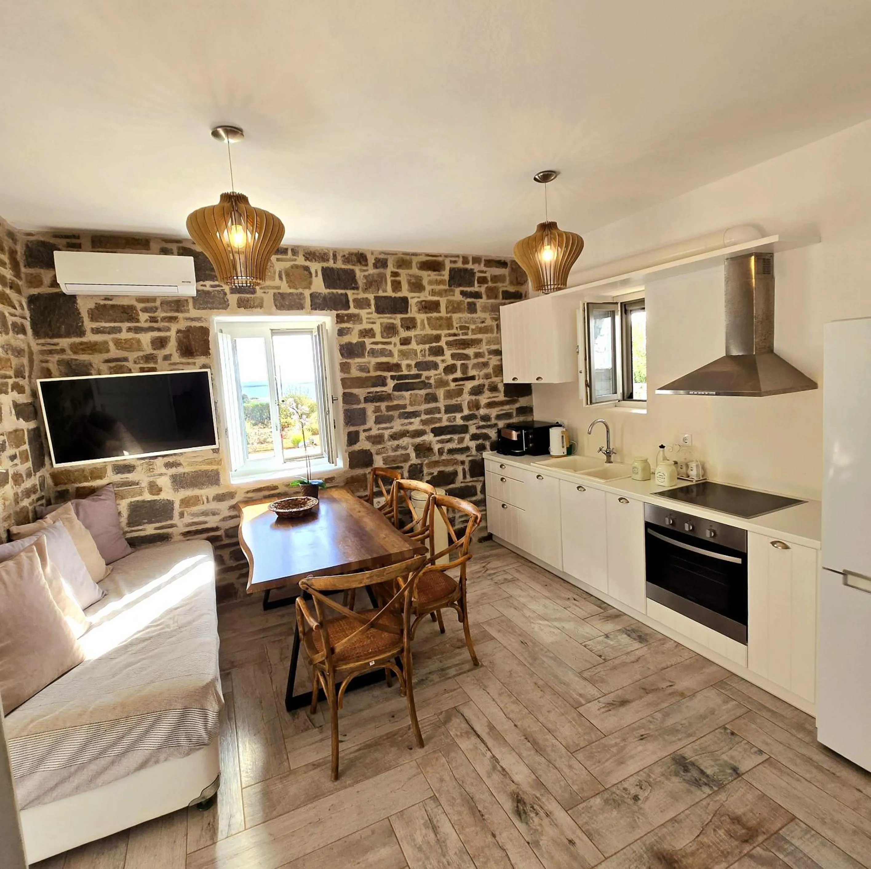 Restaurant/places to eat in Paros Afrodite Luxury Villas