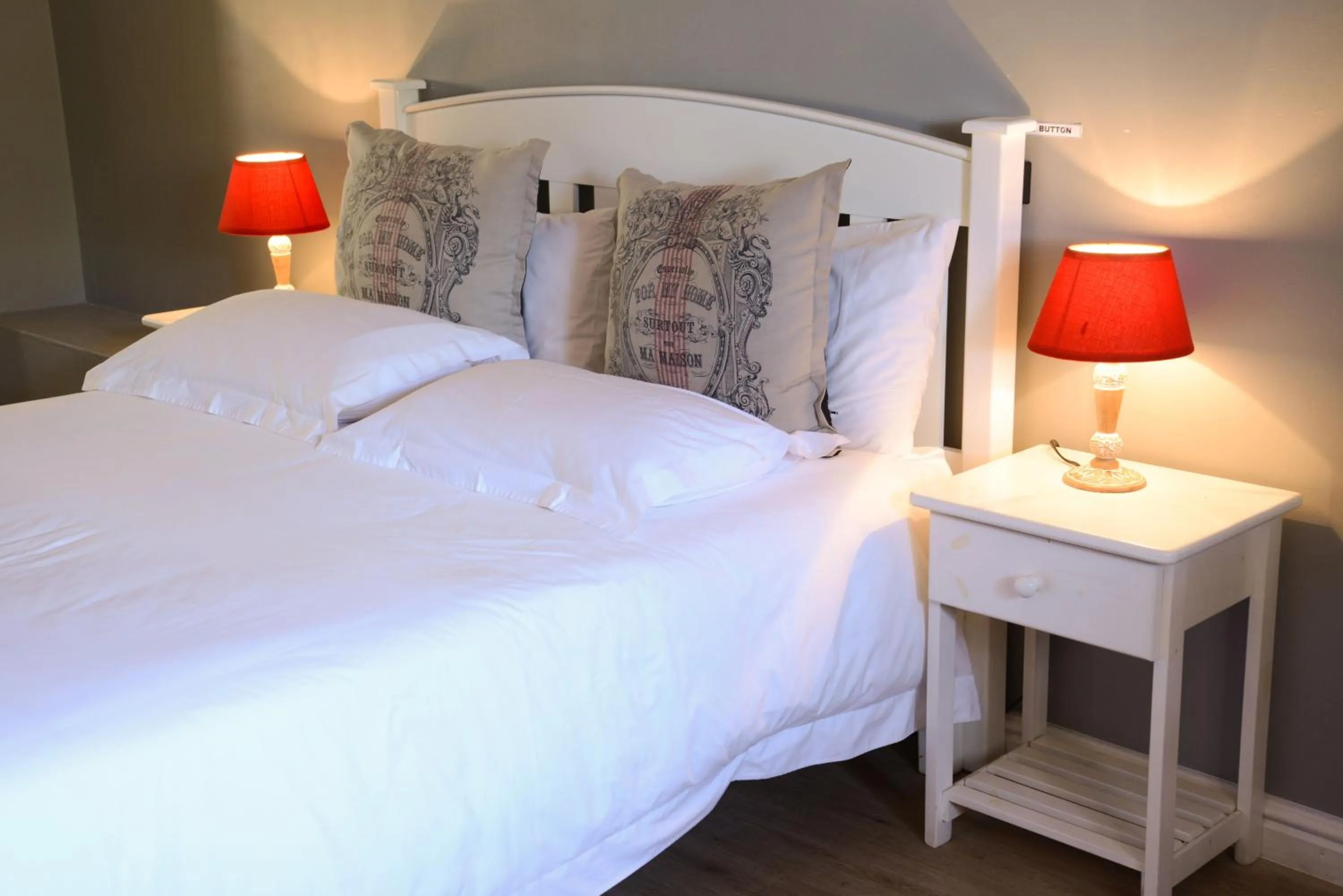 Bedroom, Bed in Skilpadvlei Wine Farm