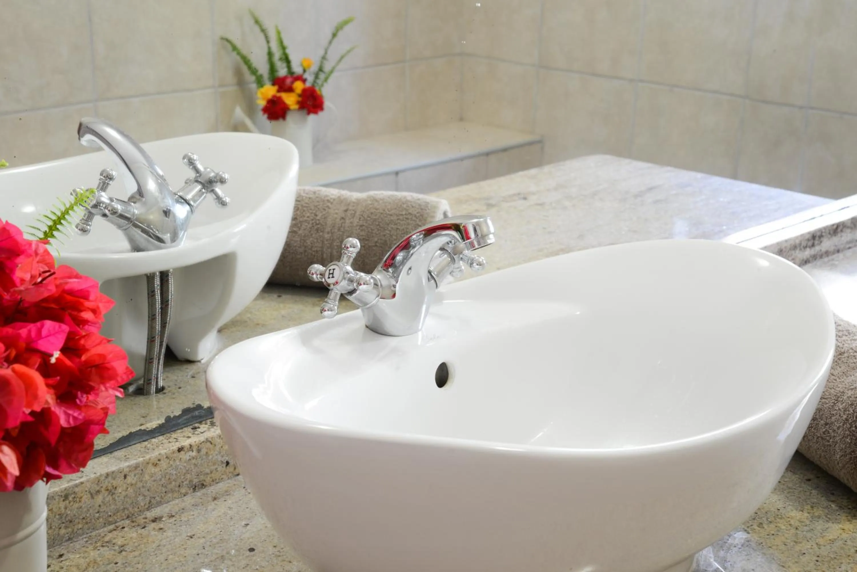 Bathroom in Skilpadvlei Wine Farm