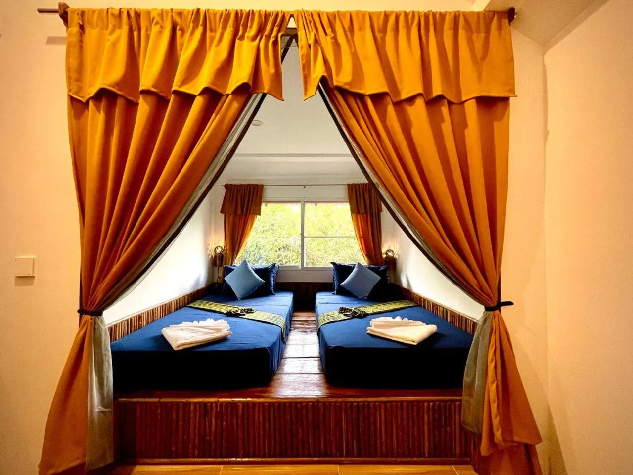 Bed in Rainbow Lodge