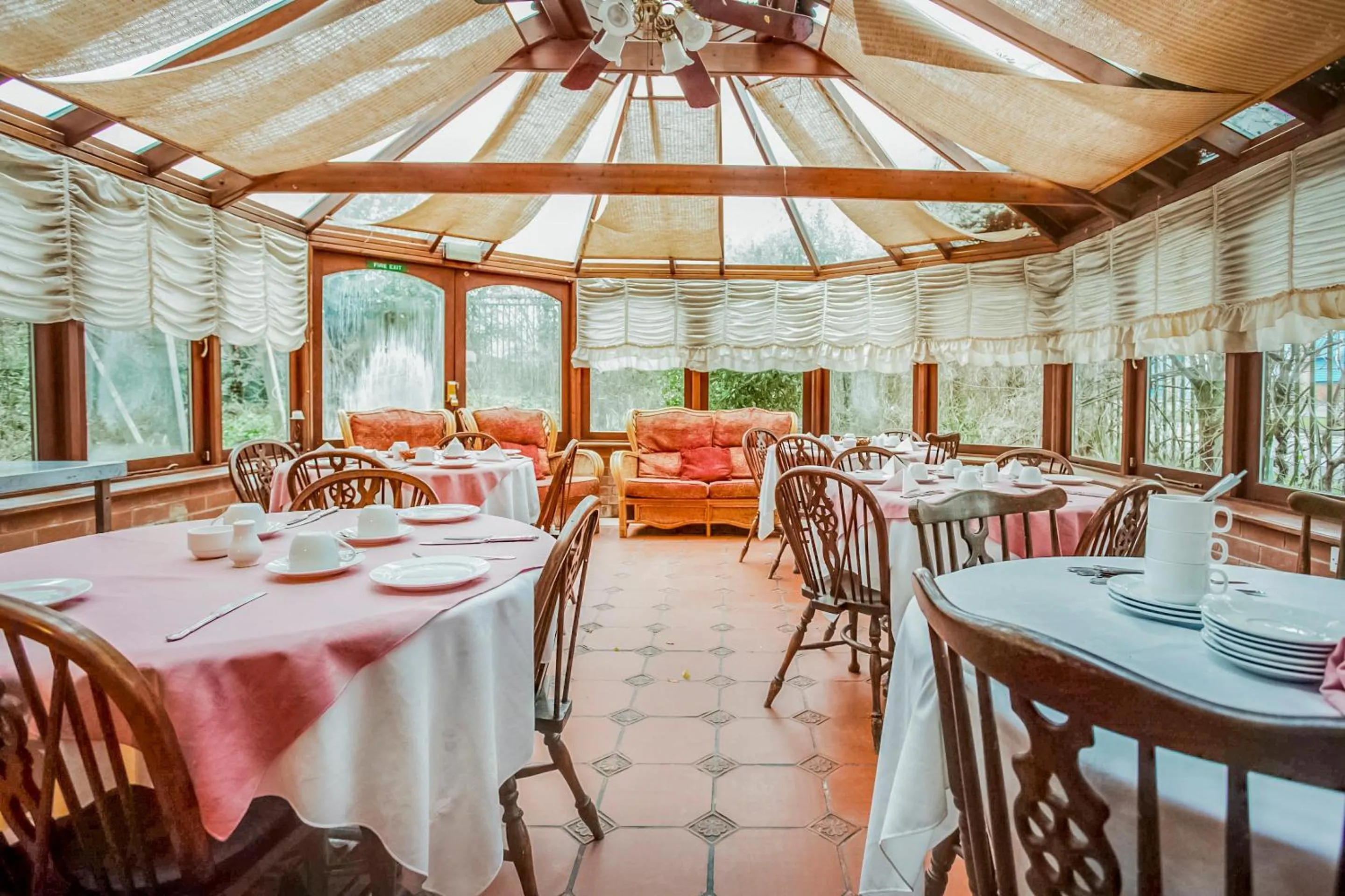 Restaurant/places to eat in OYO The Rowers Hotel, Dunston Gateshead