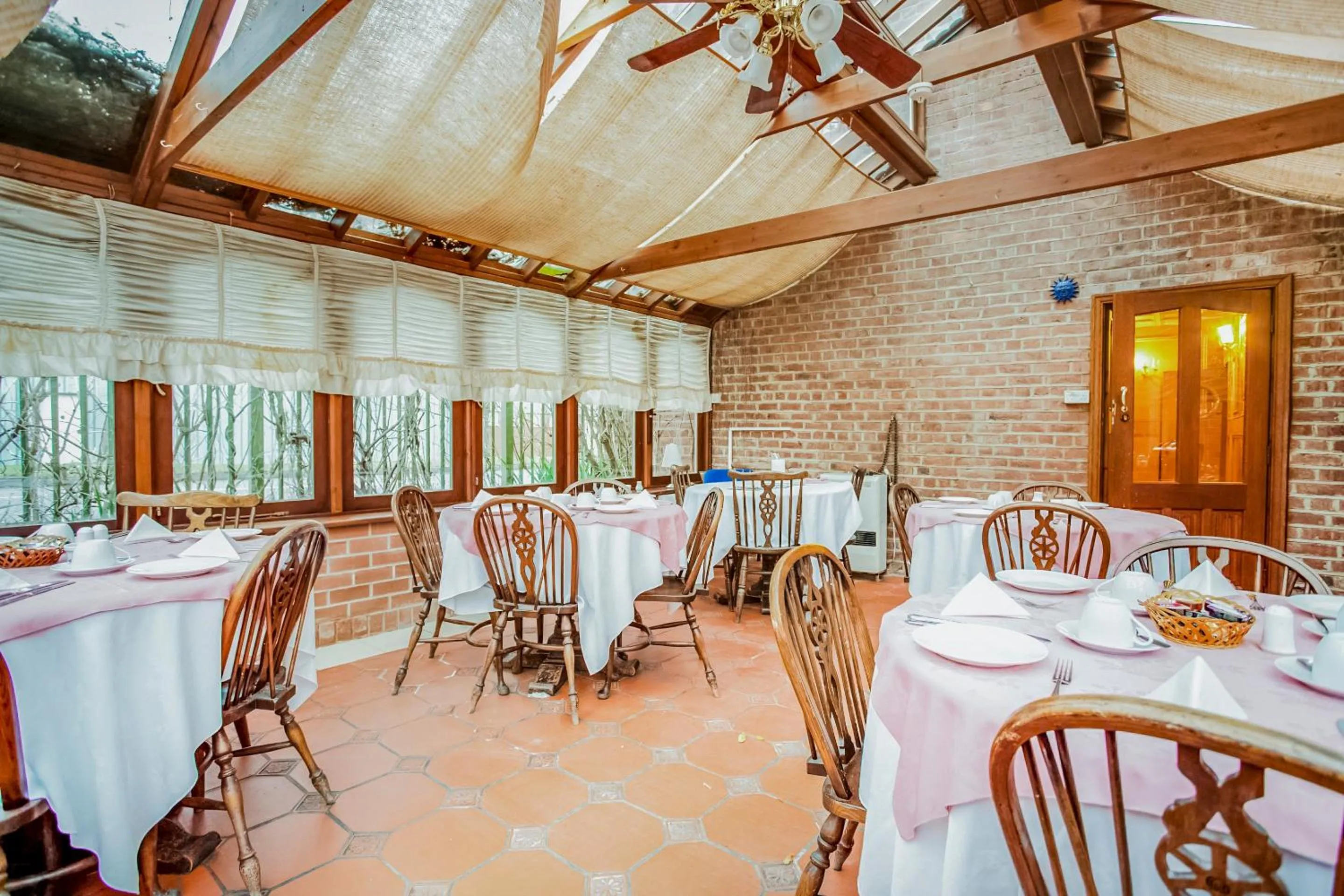 Restaurant/places to eat in OYO The Rowers Hotel, Dunston Gateshead