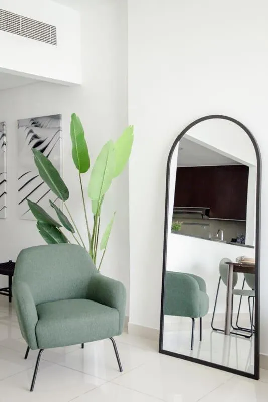 Frank Porter - Marina Blue - Marina Square, Abu Dhabi