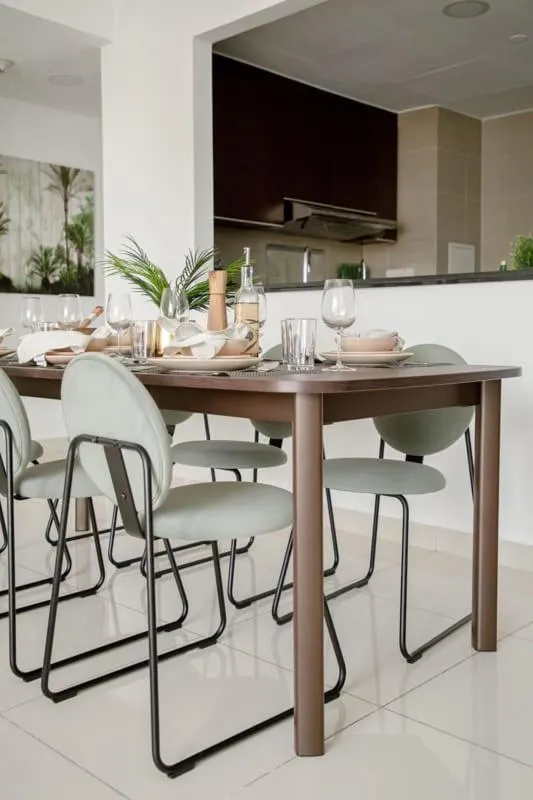 Frank Porter - Marina Blue - Marina Square, Abu Dhabi