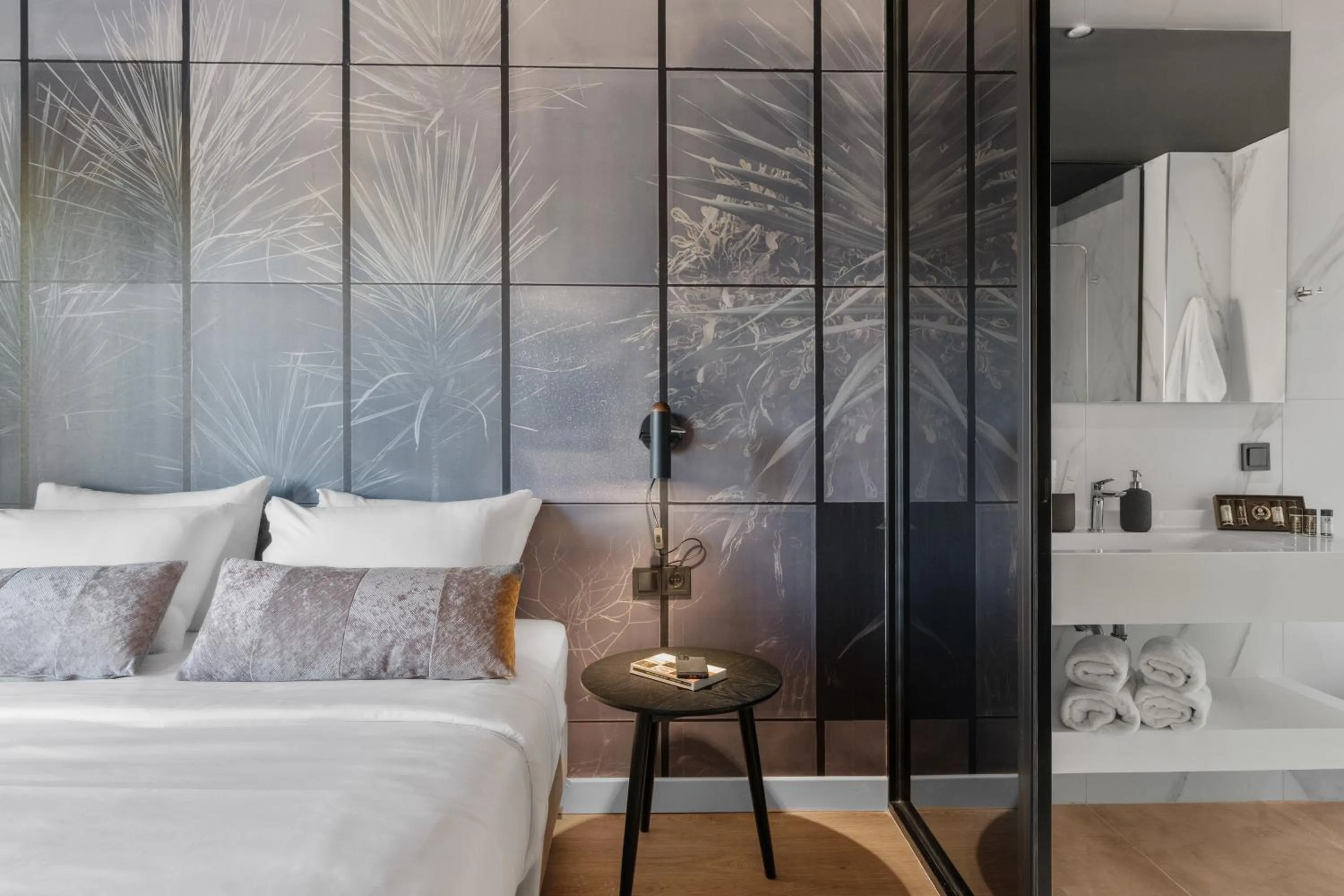 Bed in Azur Hotel Volos