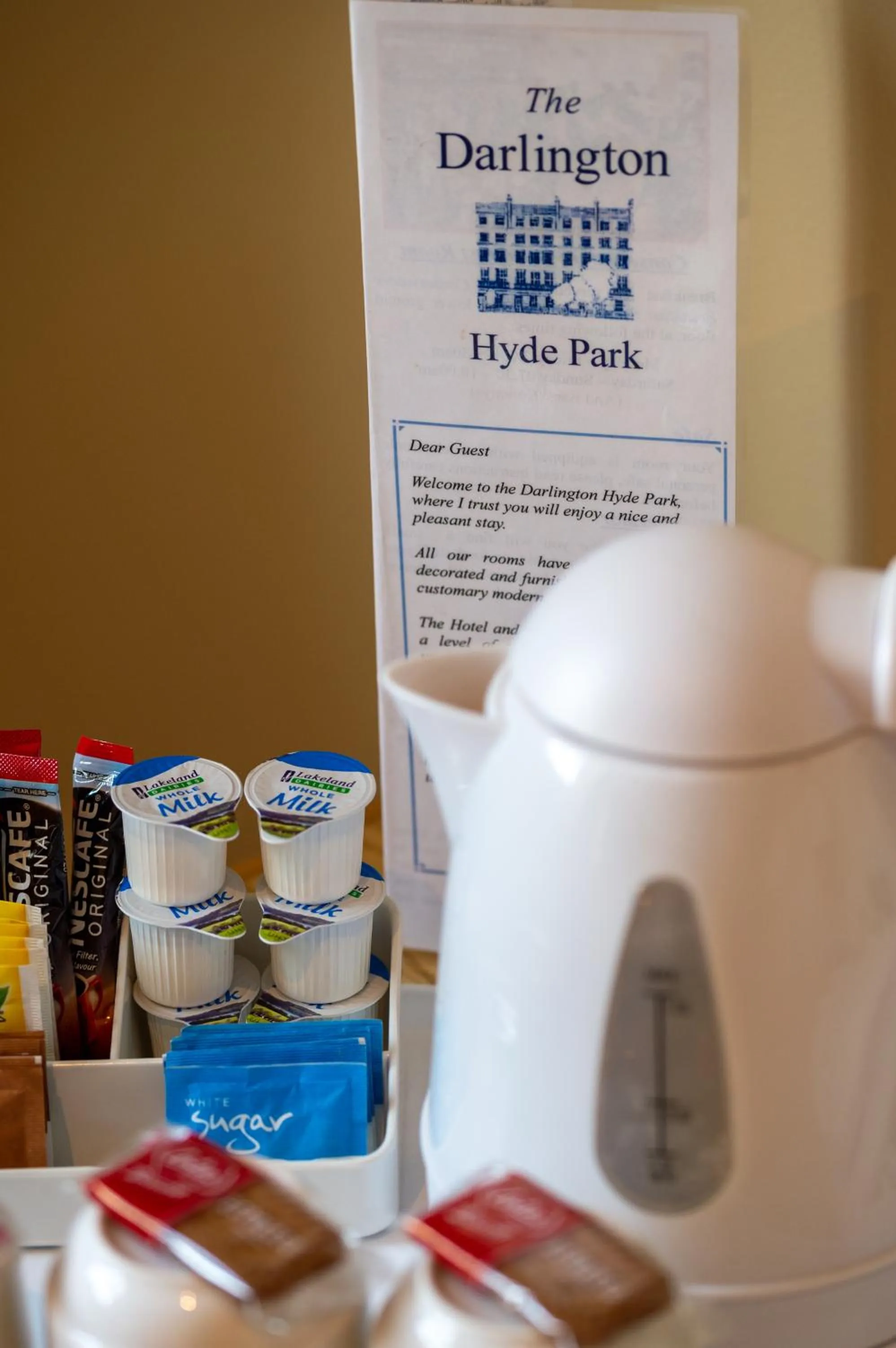 Coffee/tea facilities in The Darlington Hyde Park