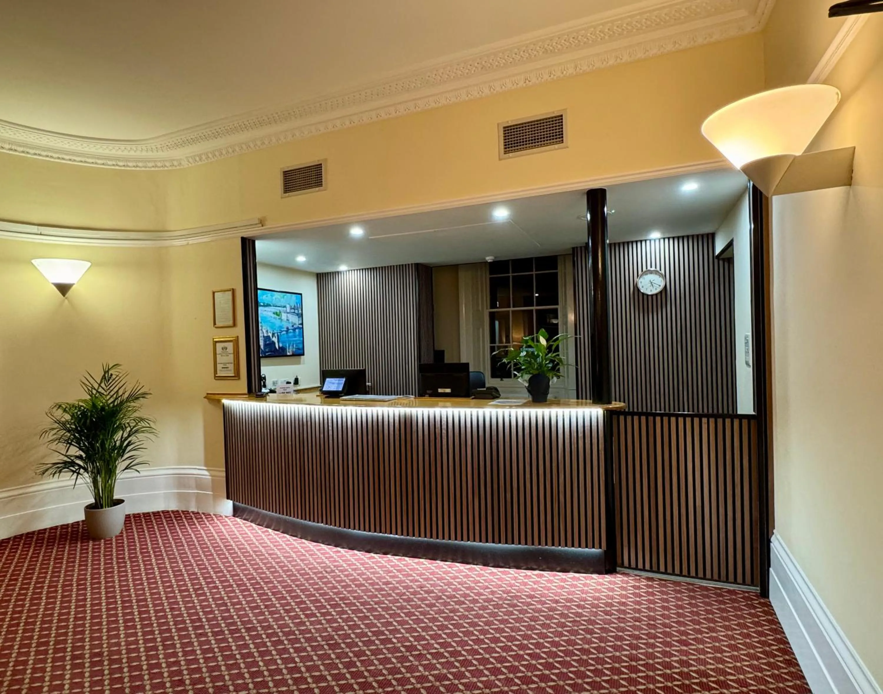 Lobby or reception in The Darlington Hyde Park