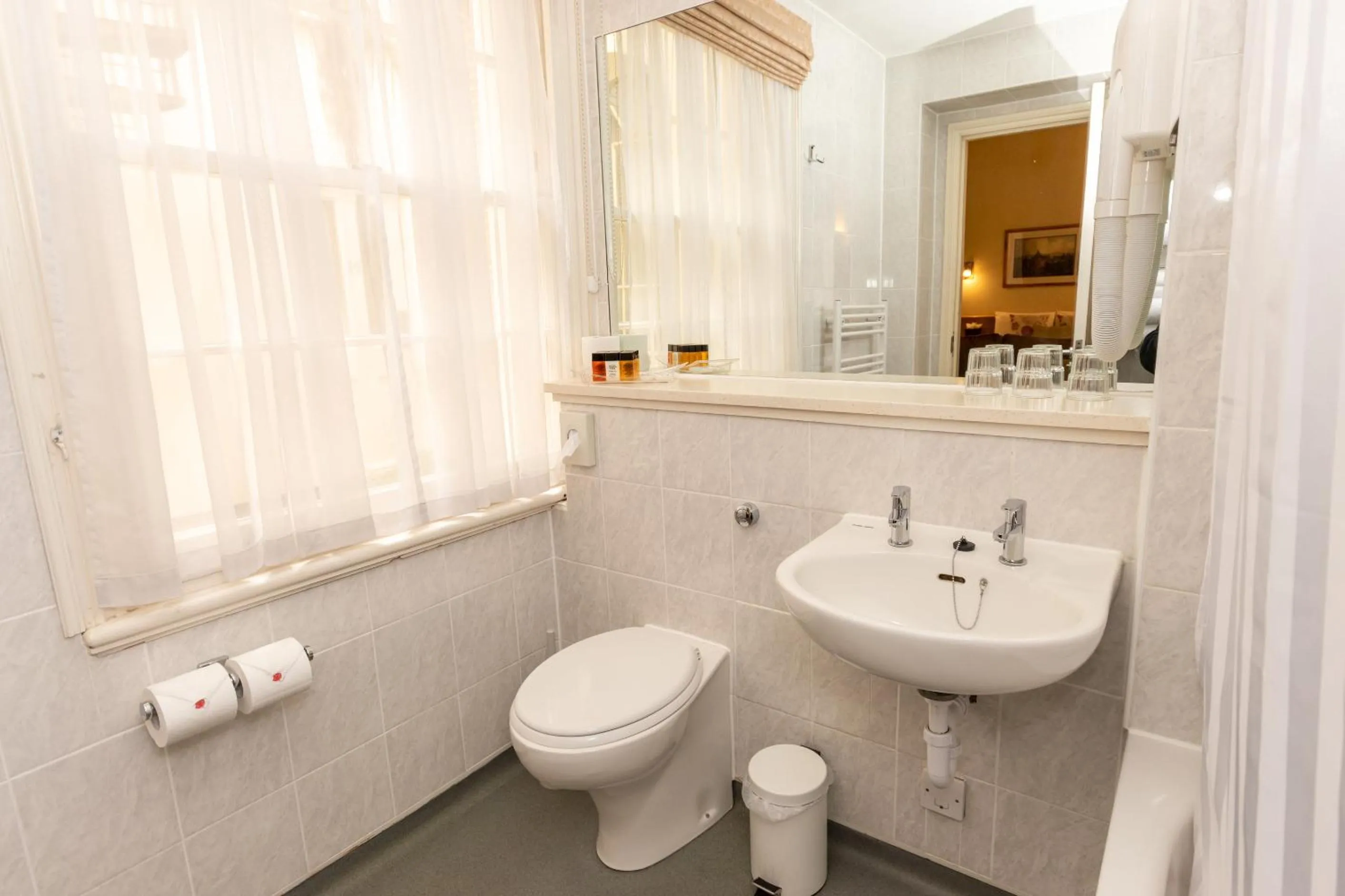 Bathroom in The Darlington Hyde Park