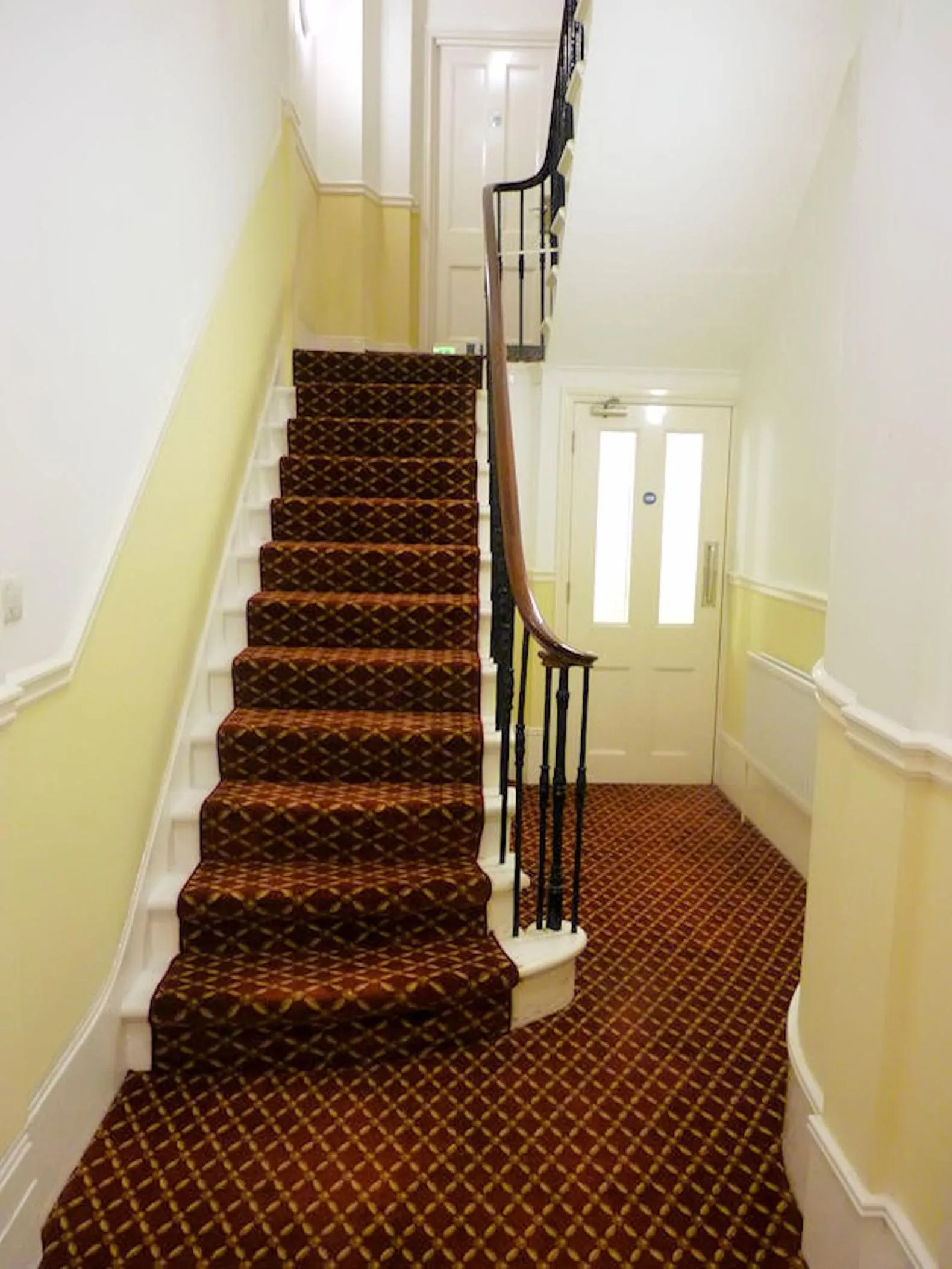 Property building in The Darlington Hyde Park