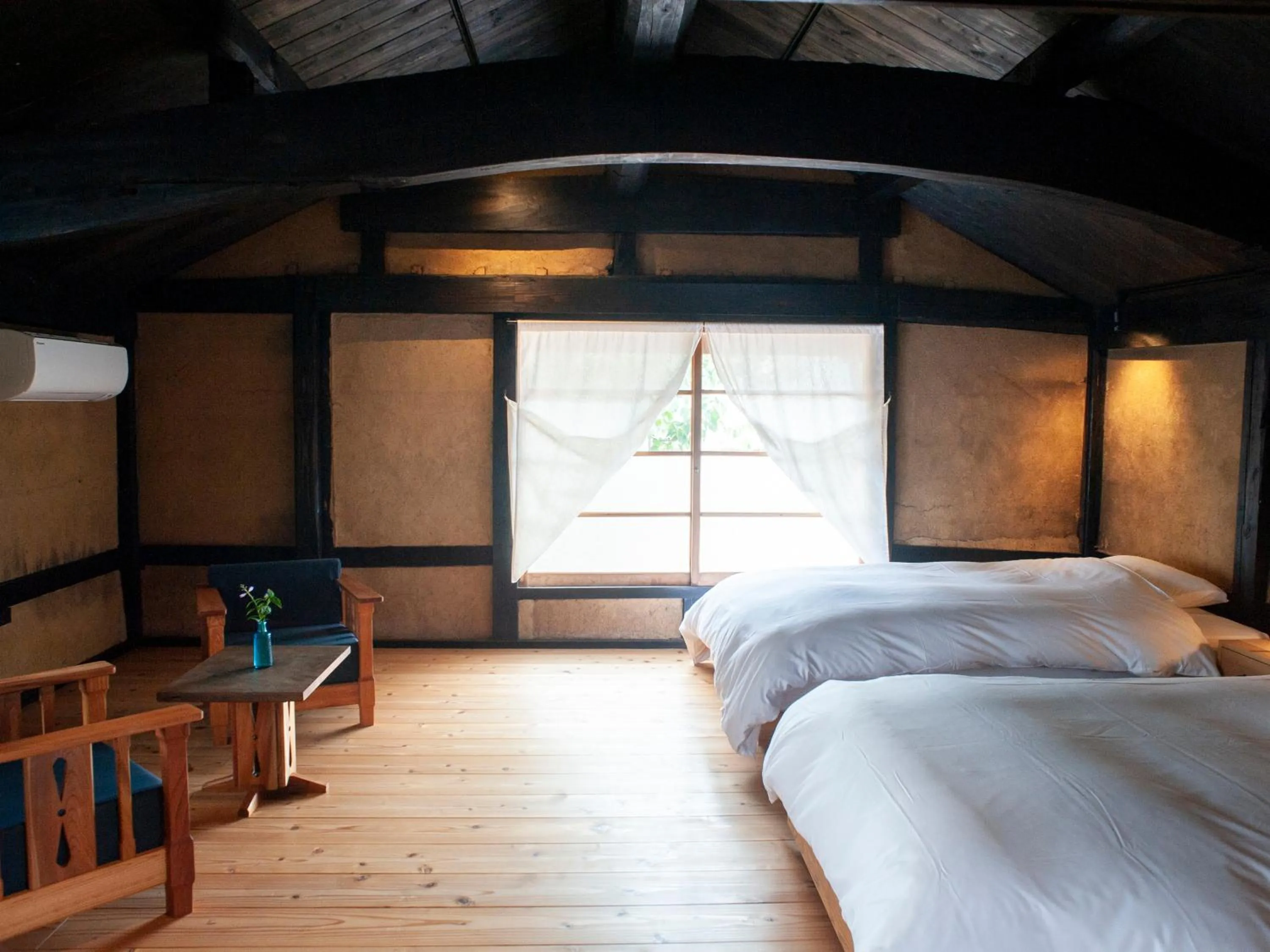 Photo of the whole room, Bed in RITA Izumo Sagiura