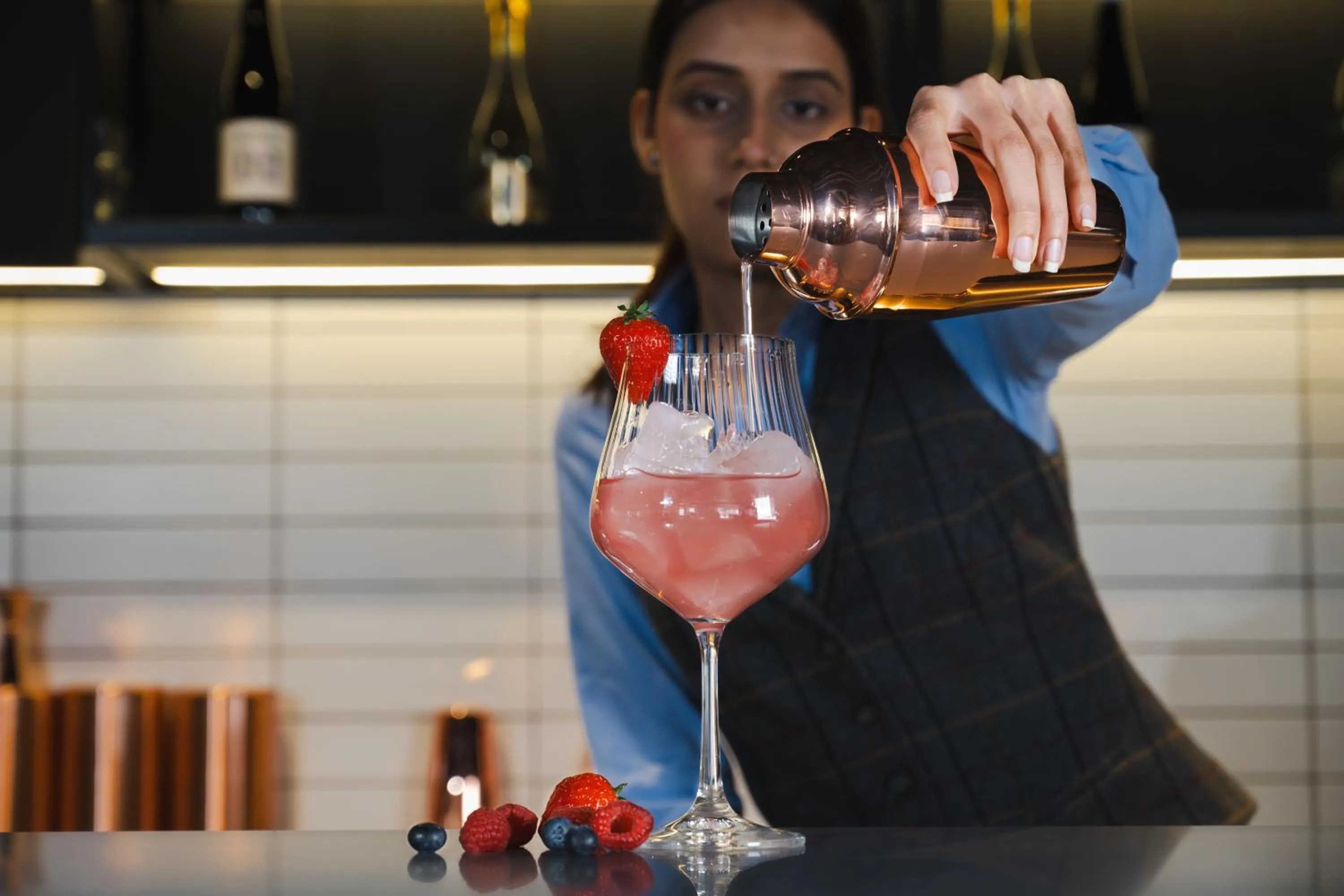 Lounge or bar in Southgate Hotel London