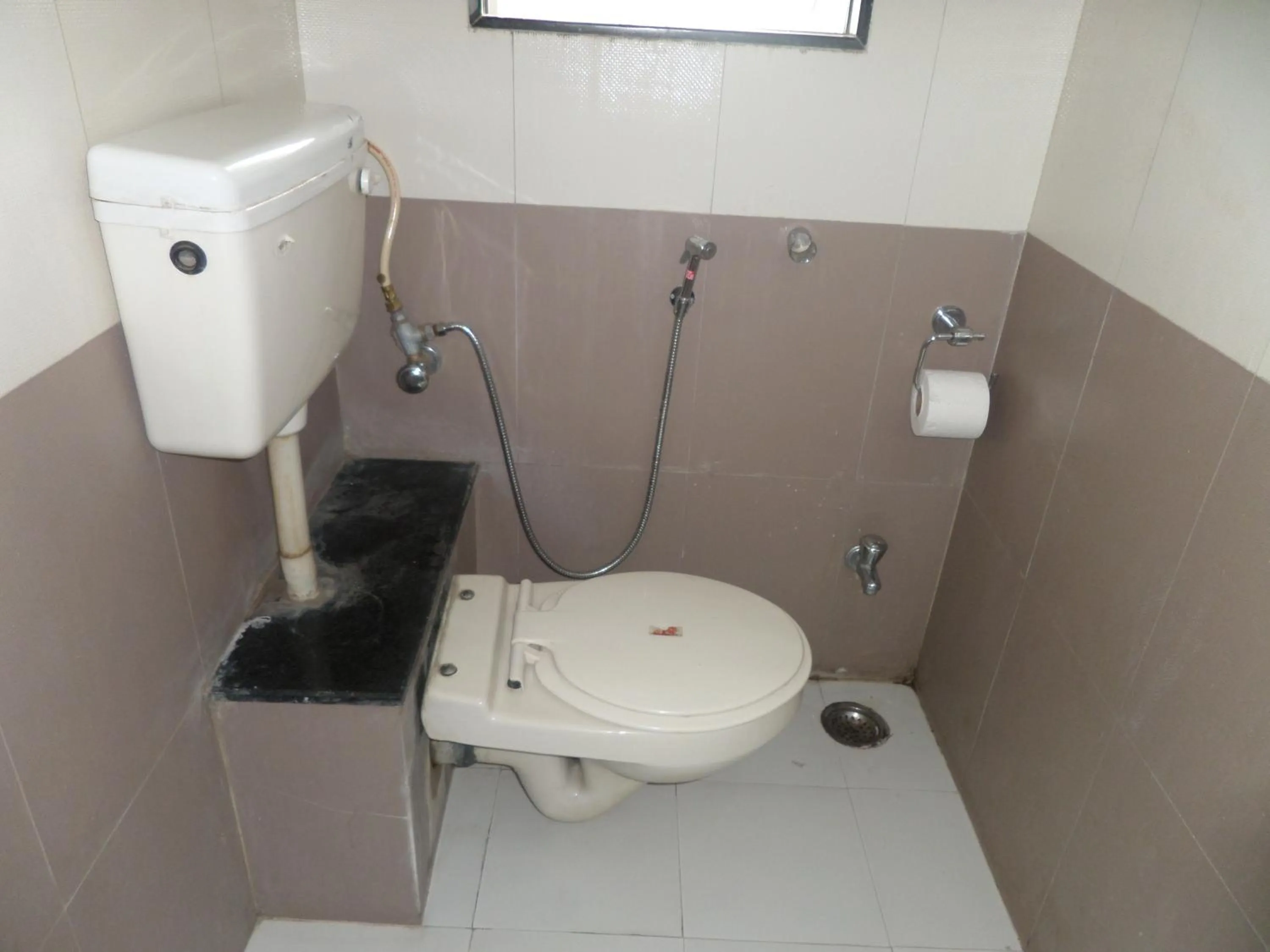 Cosmos Luxury Vimannagar