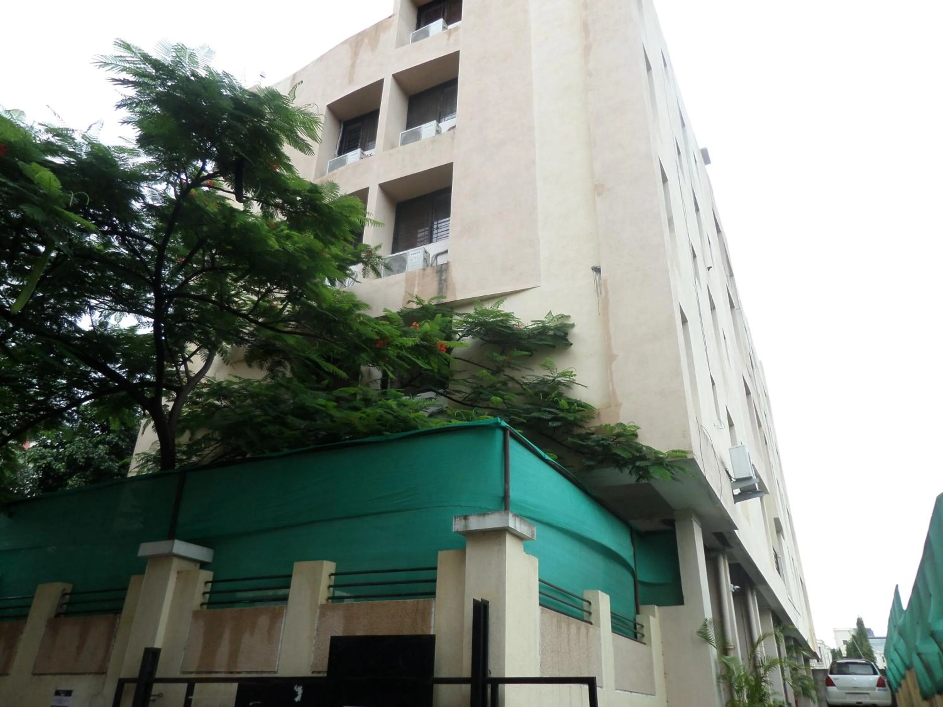 Cosmos Luxury Vimannagar