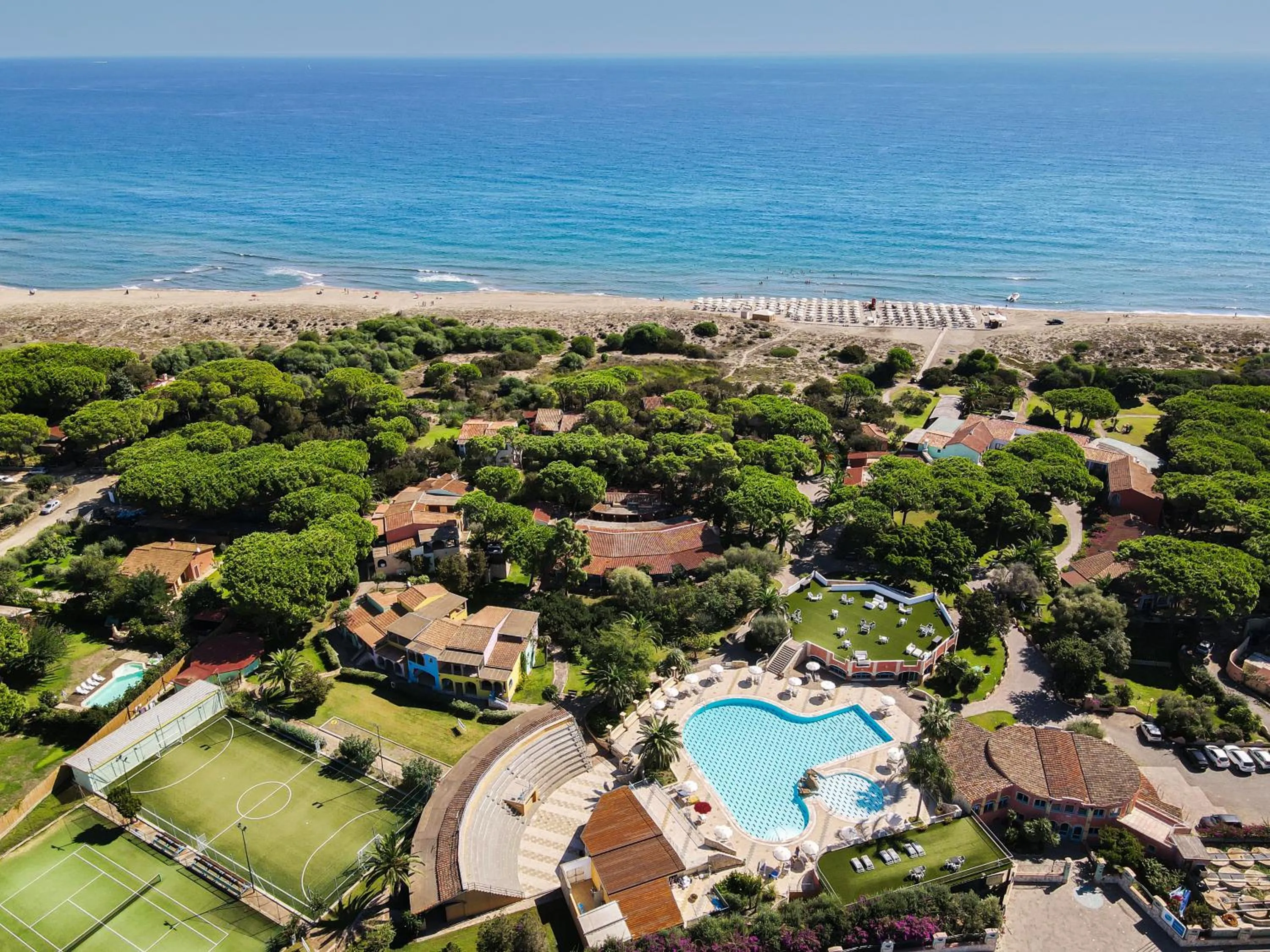 Colostrai Hotel Club