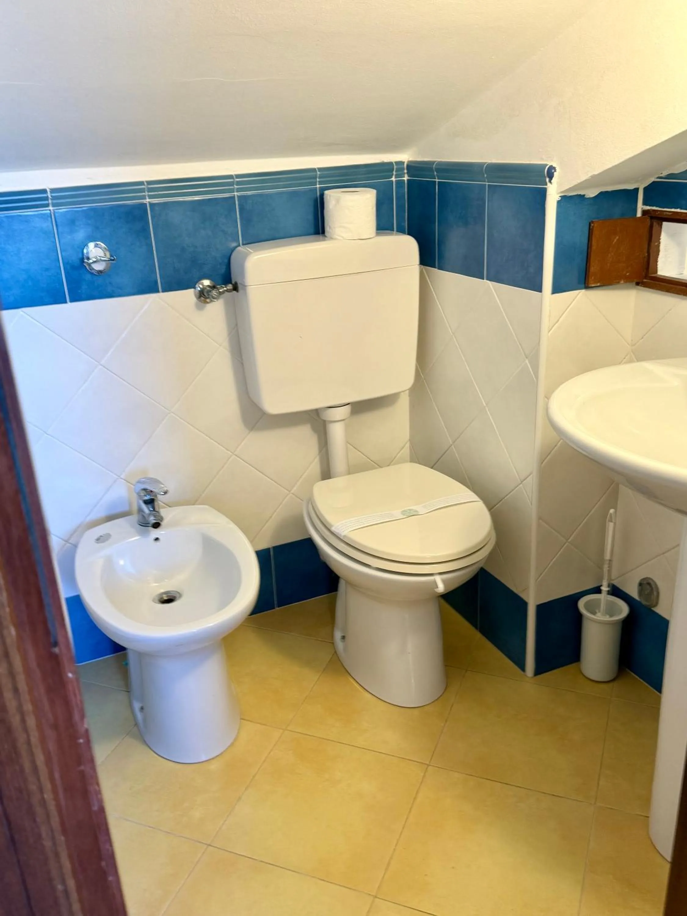 Toilet in MiraMare Residence Cefalú