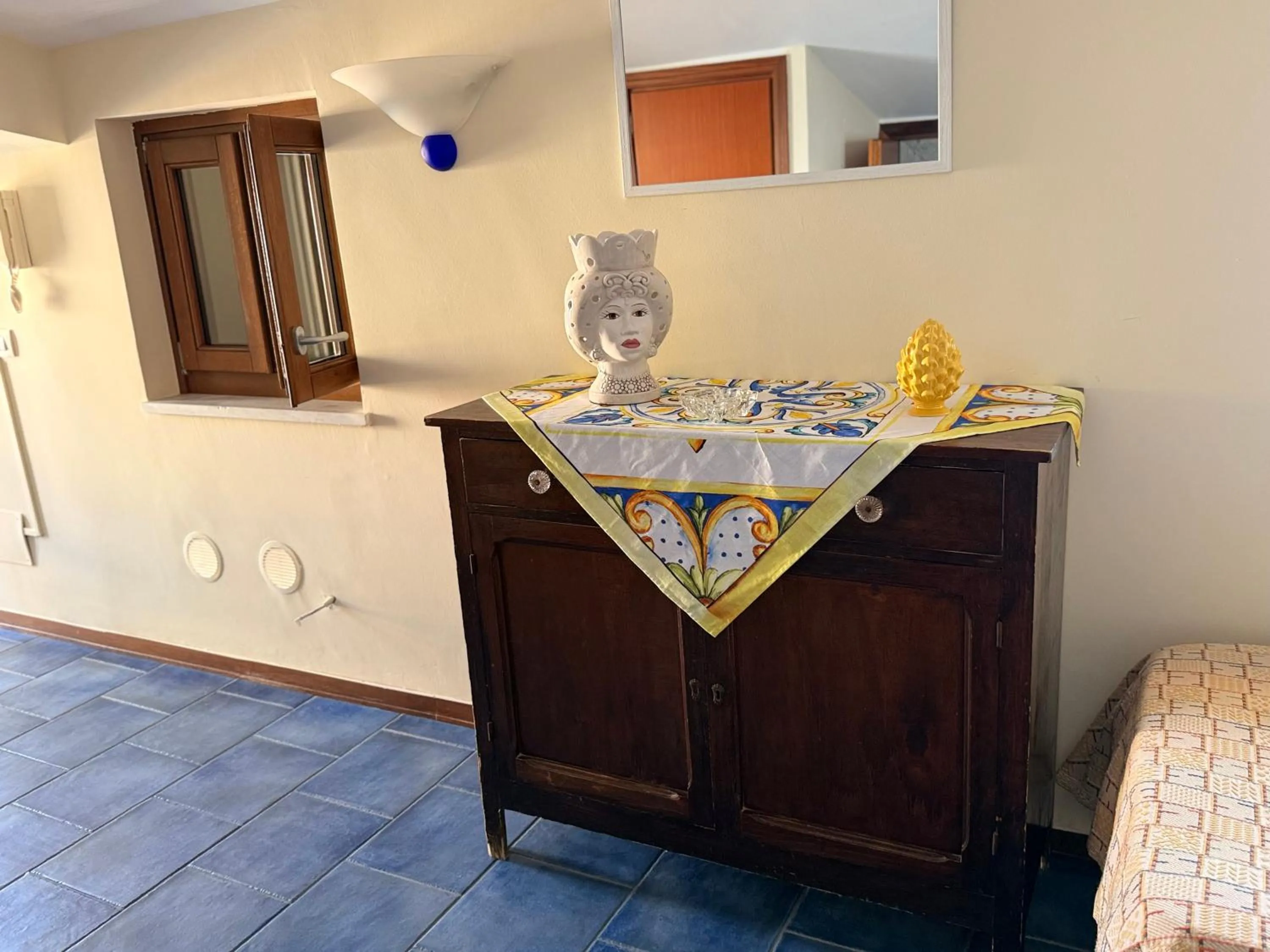 Decorative detail in MiraMare Residence Cefalú