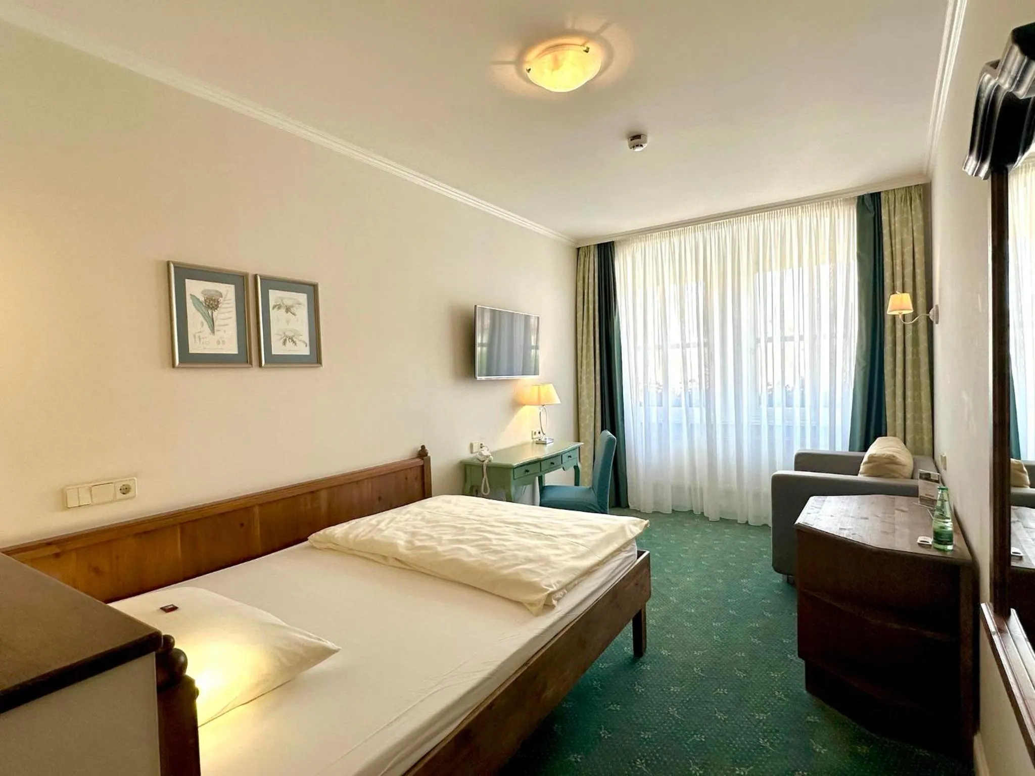 Bed in Hotel Unstruttal