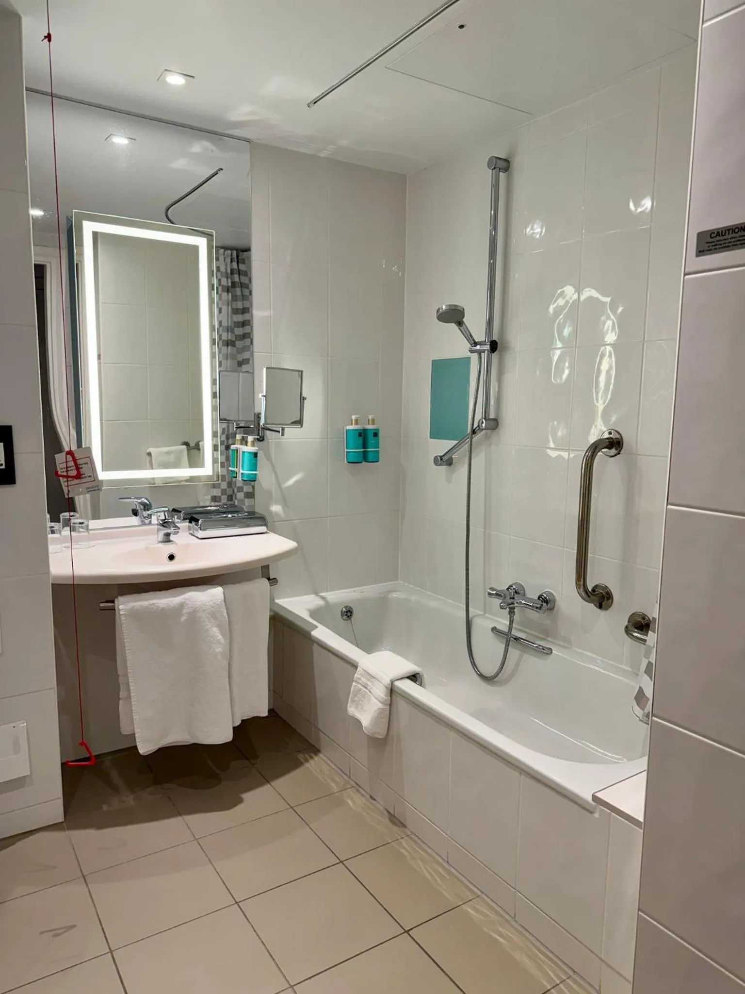 Bathroom in Novotel York Centre