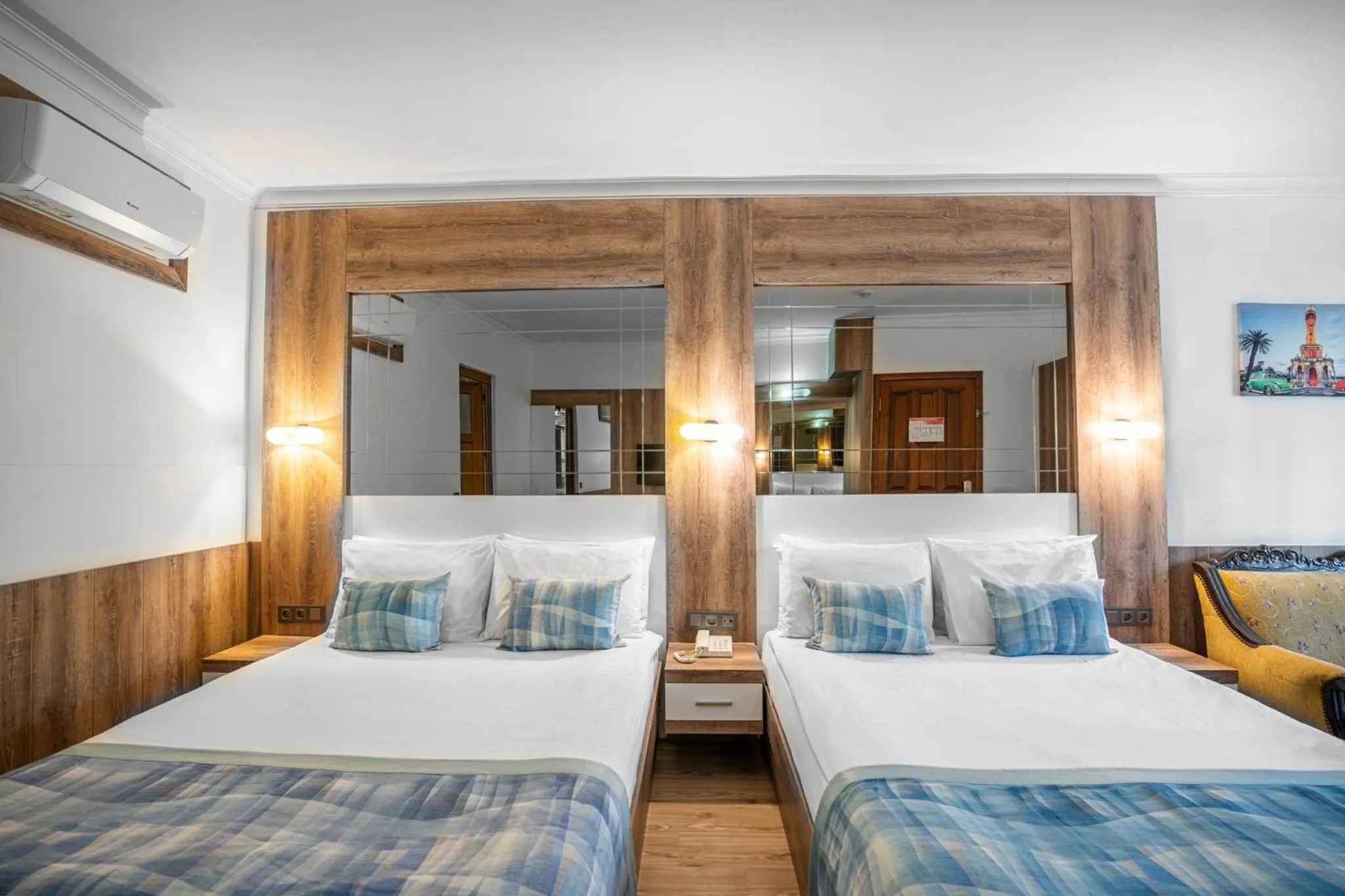 Bedroom, Bed in Oscar Boutique Hotel