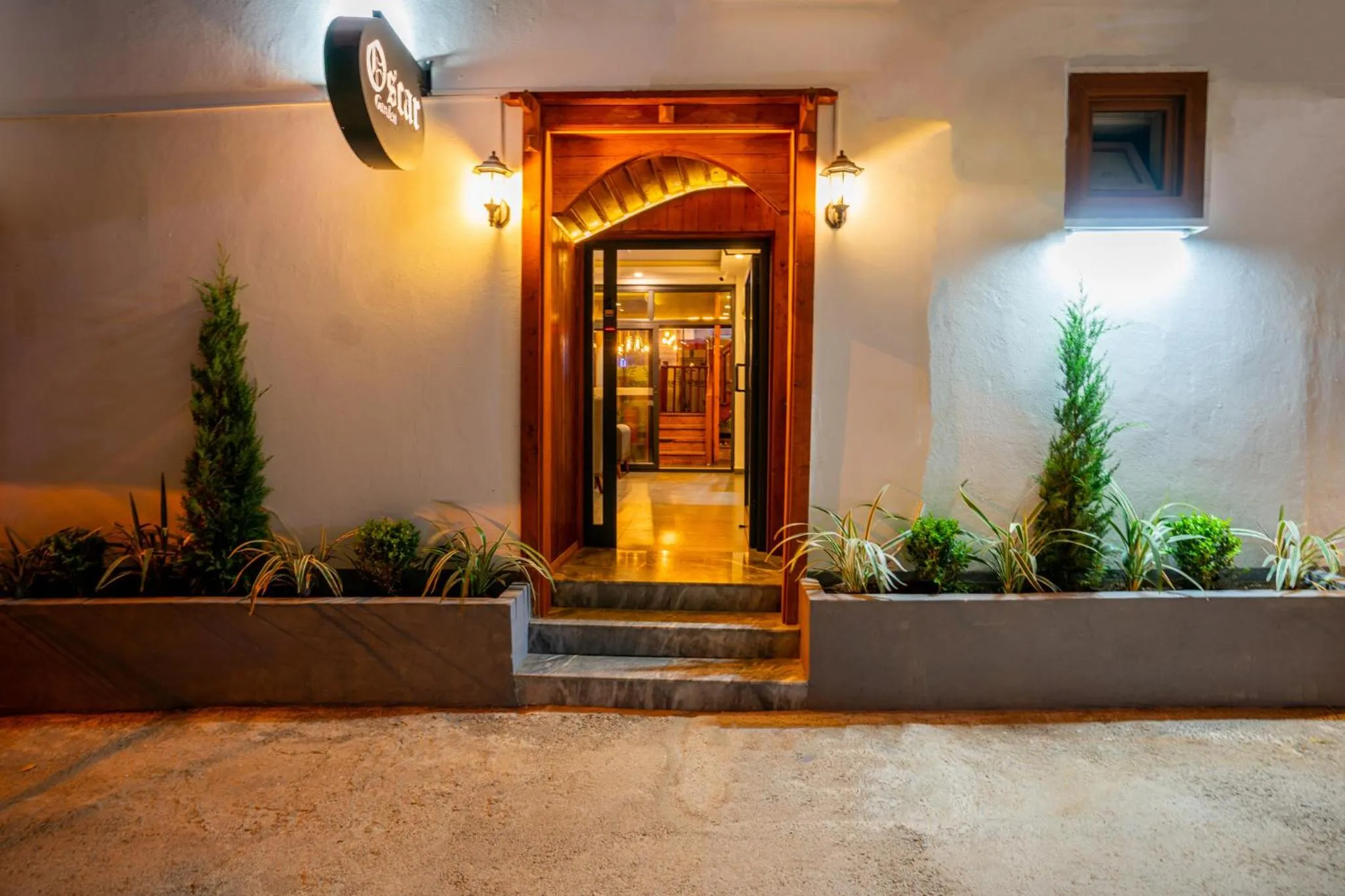 Property building in Oscar Boutique Hotel