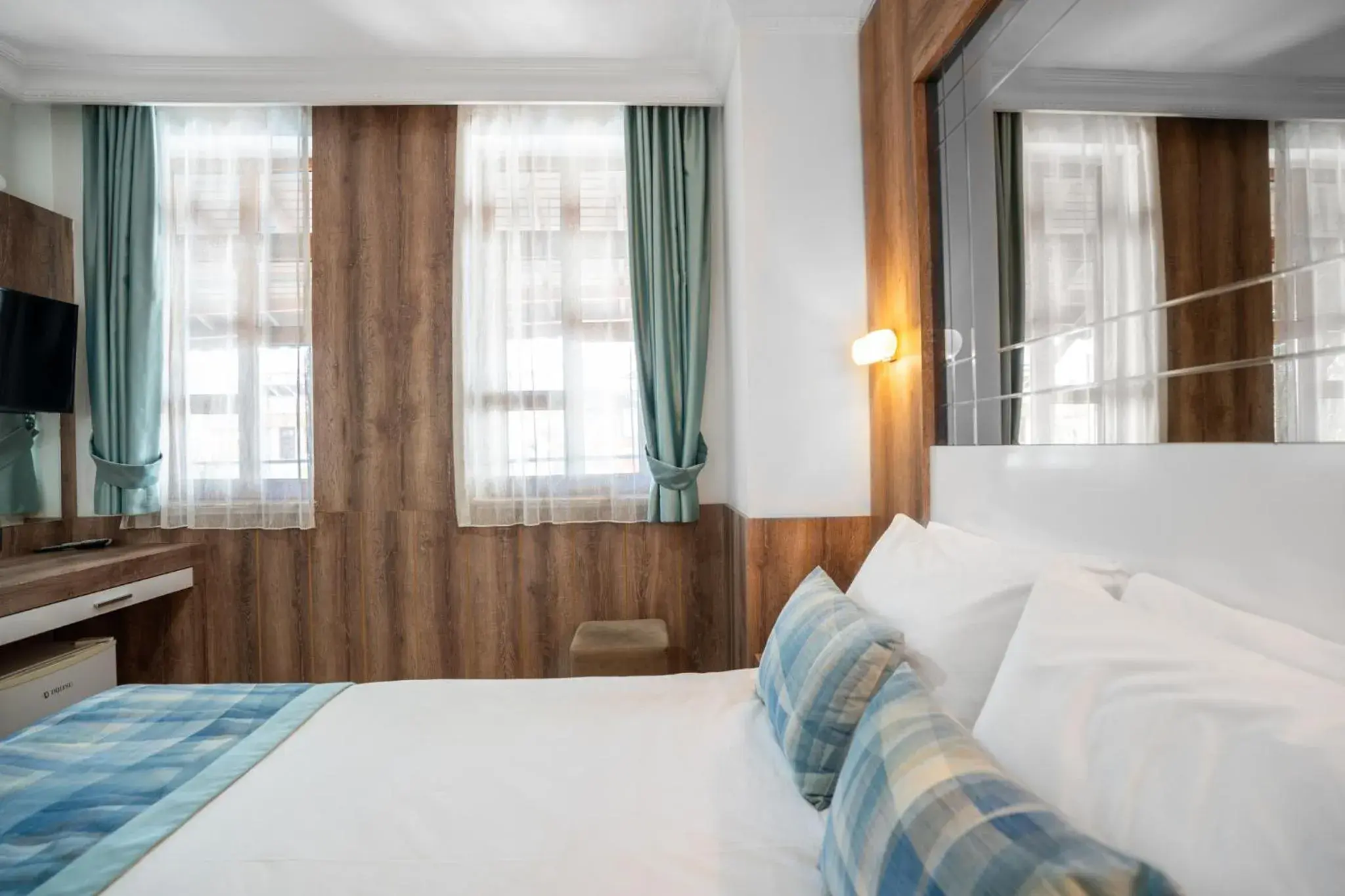 Superior Double or Twin Room - single occupancy in oscar garden Superior Double or Twin Room - single occupancy in oscar garden