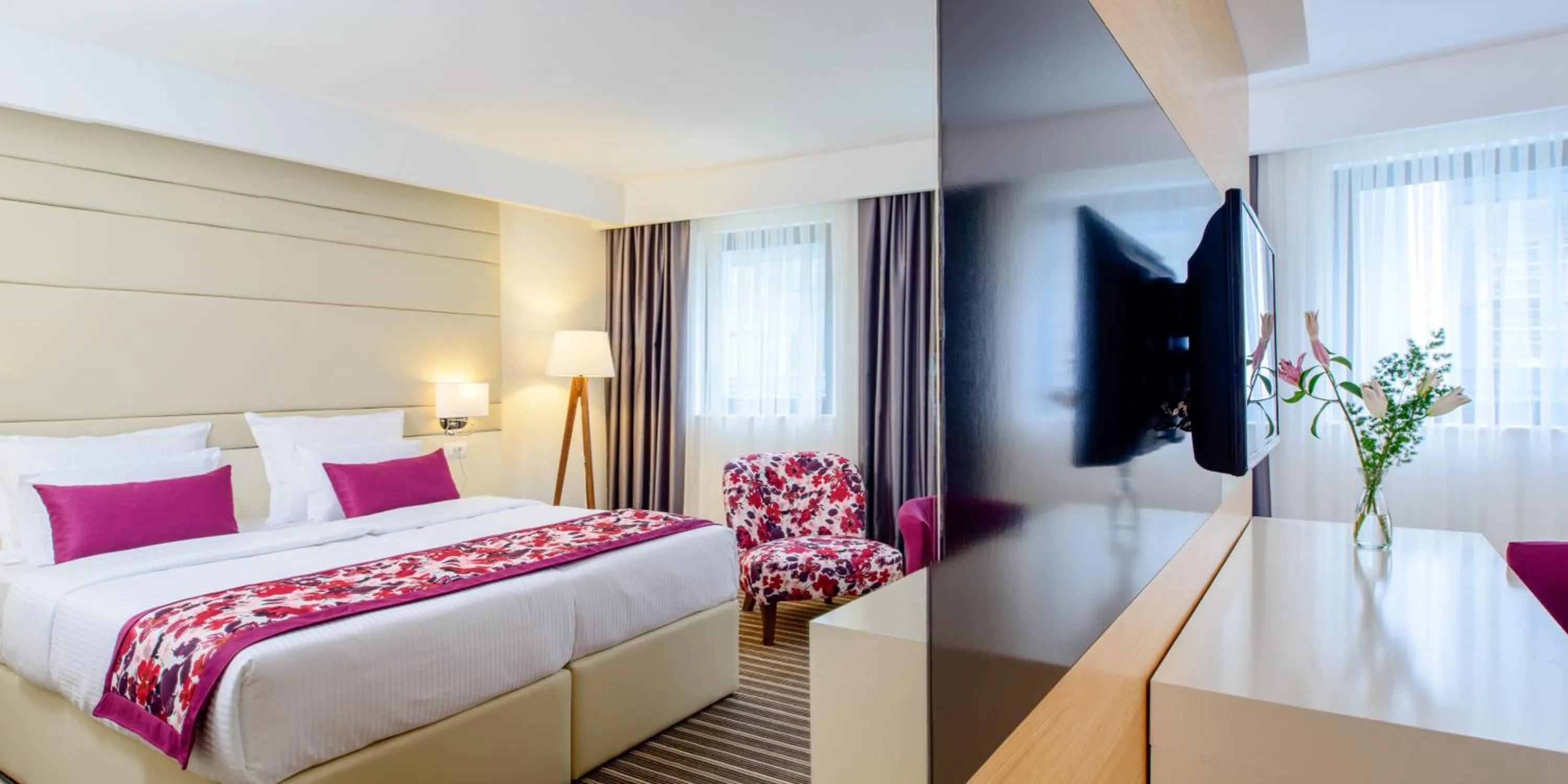 Bed in Hotel Festival