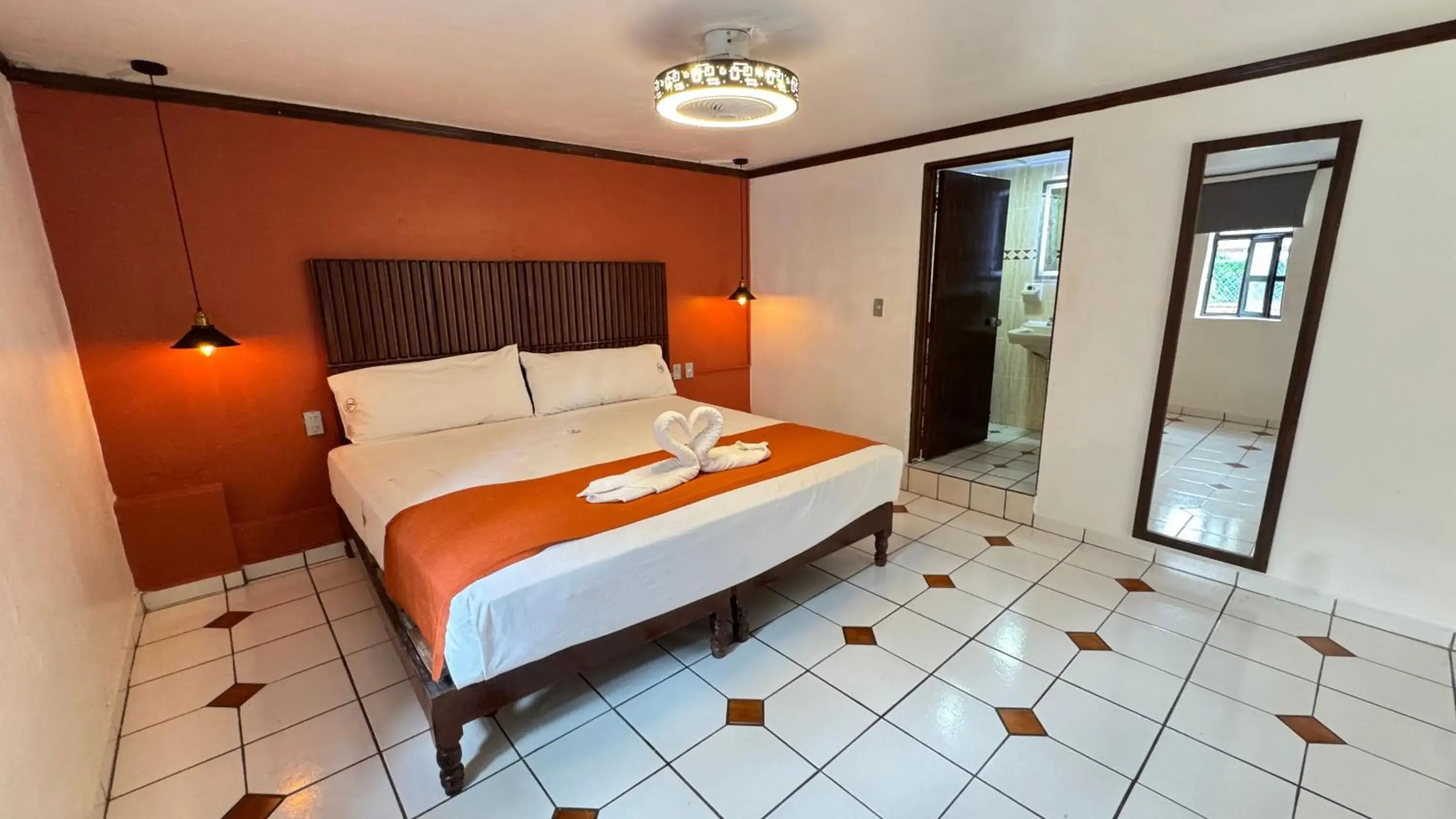 Standard King Room in HOTEL ZAPOTLAN Standard King Room in HOTEL ZAPOTLAN