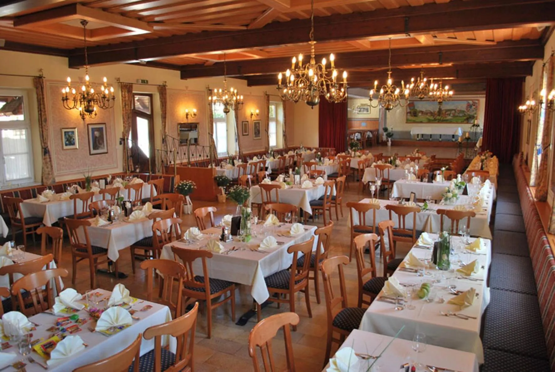 Restaurant/places to eat in Hotel-Gasthof Beim Böckhiasl