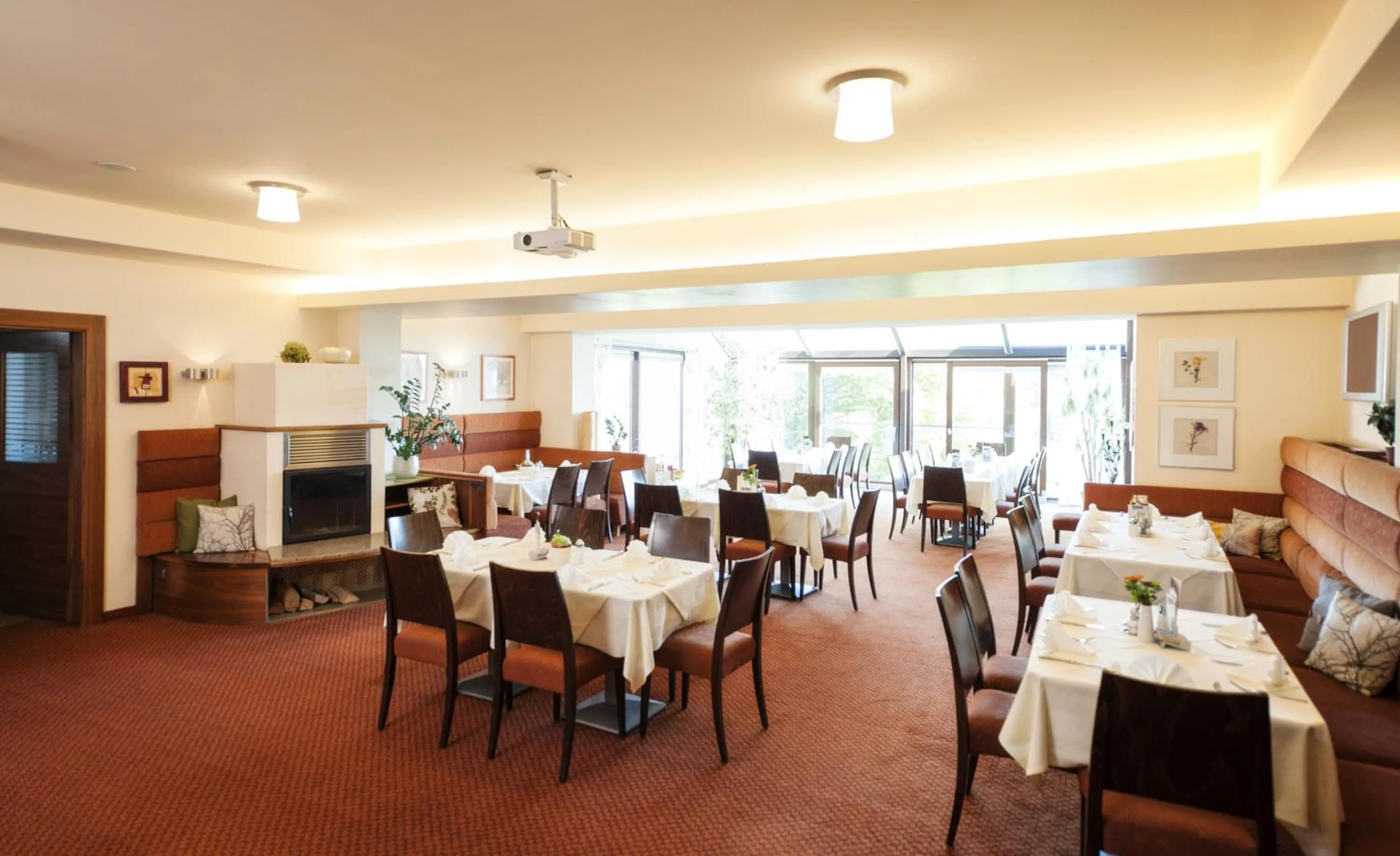 Restaurant/places to eat in Hotel-Gasthof Beim Böckhiasl