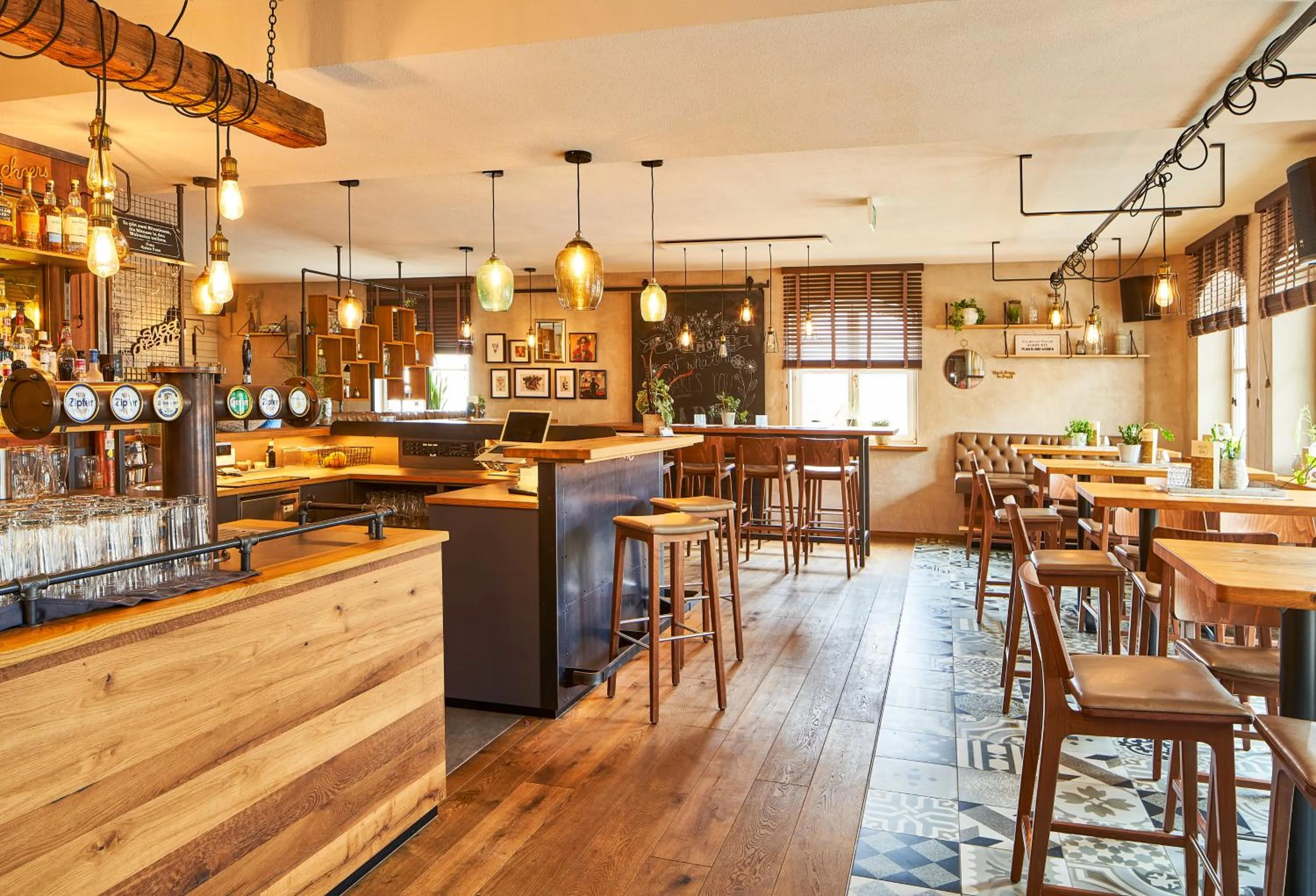 Restaurant/places to eat in Hotel-Gasthof Beim Böckhiasl